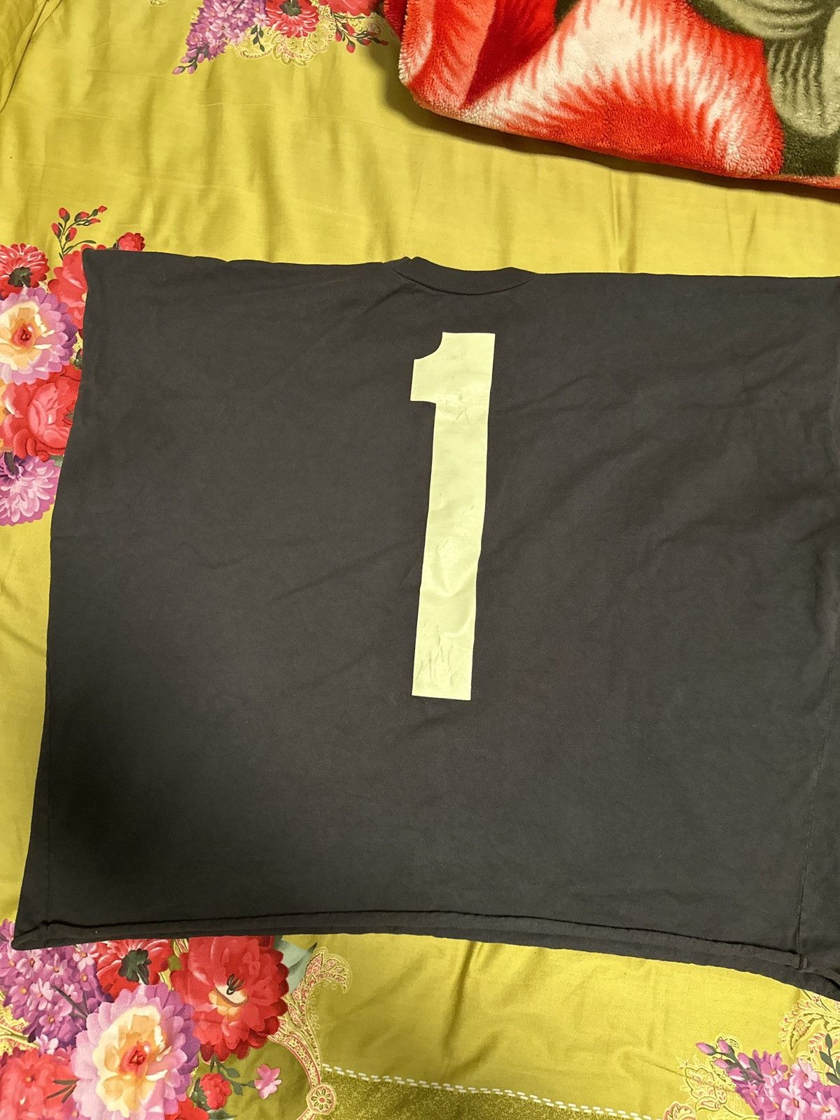Kanye West Yeezy one tee Size US S / EU 44-46 / 1 - 3 Thumbnail