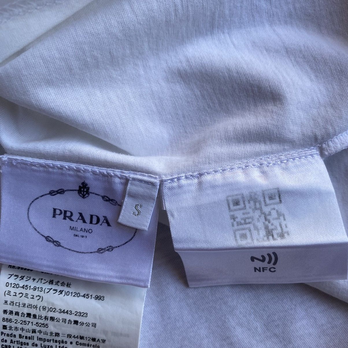 Prada Prada Logo T Shirt Size US S / EU 44-46 / 1 - 5 Thumbnail