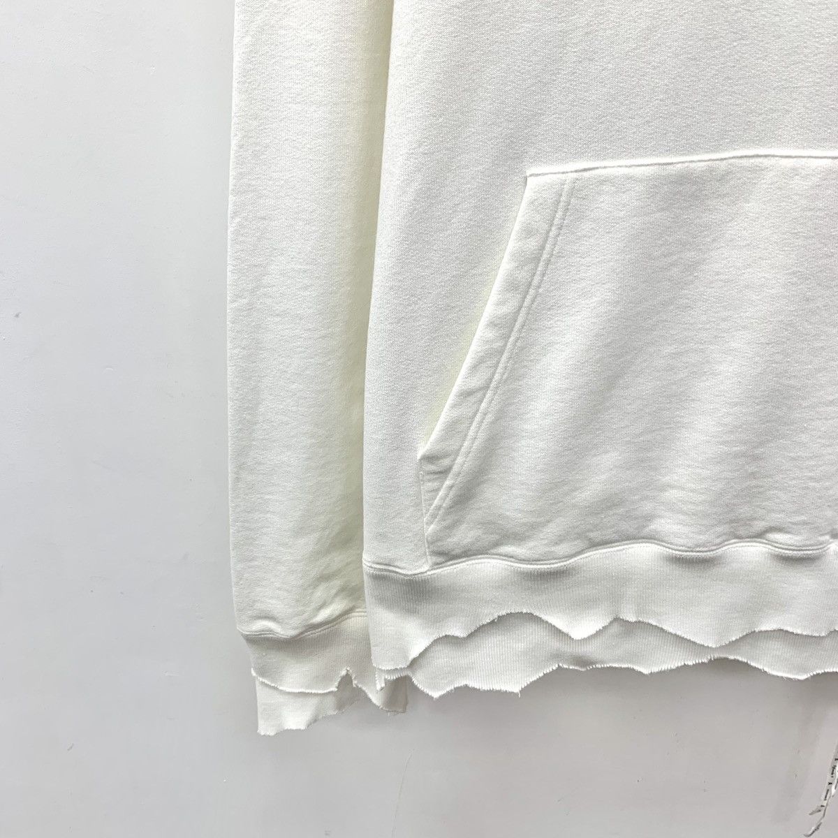 Mastermind Japan Mastermind Japan White Skull Printed Hooded Sweatshirt K26WX Size US M / EU 48-50 / 2 - 4 Thumbnail