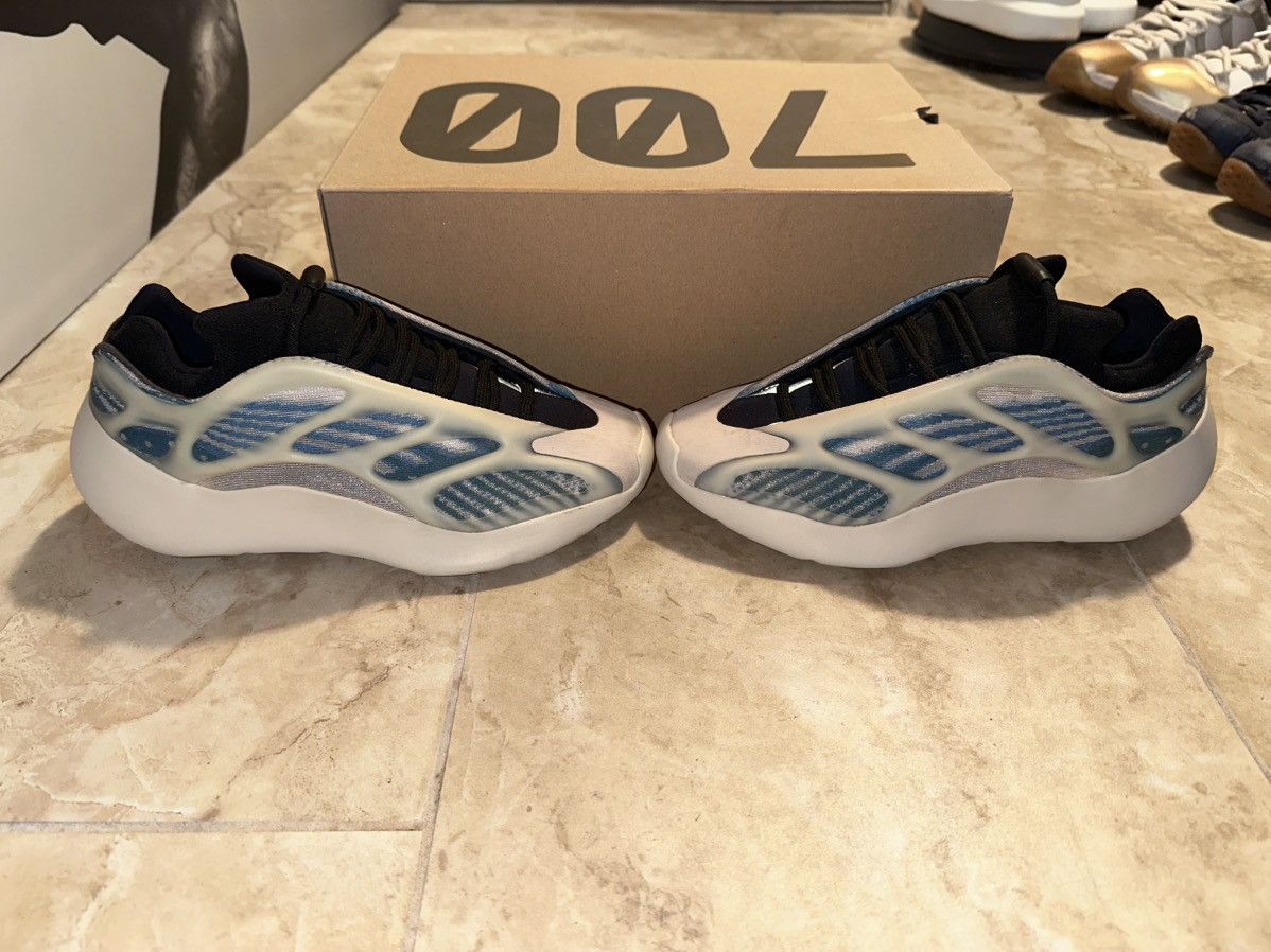 Adidas × Yeezy Adidas Yeezy 700 V3 Kyanite Size US 5.5 / EU 38 - 3 Thumbnail