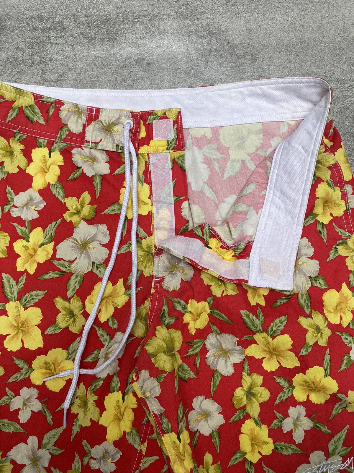 Stussy × Vintage Vintage Stussy Flower Board Short Size US 32 / EU 48 - 7 Thumbnail