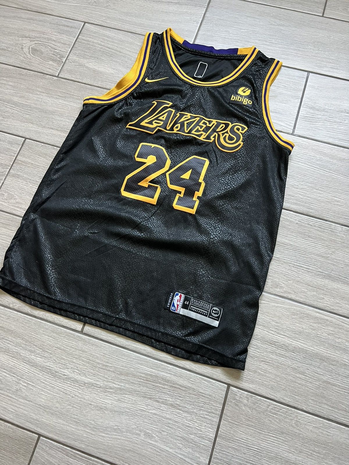 NBA LA LAKERS KOBE BRYANT BLACK BLACK CITY EDITION JERSEY Size US S / EU 44-46 / 1 - 4 Thumbnail