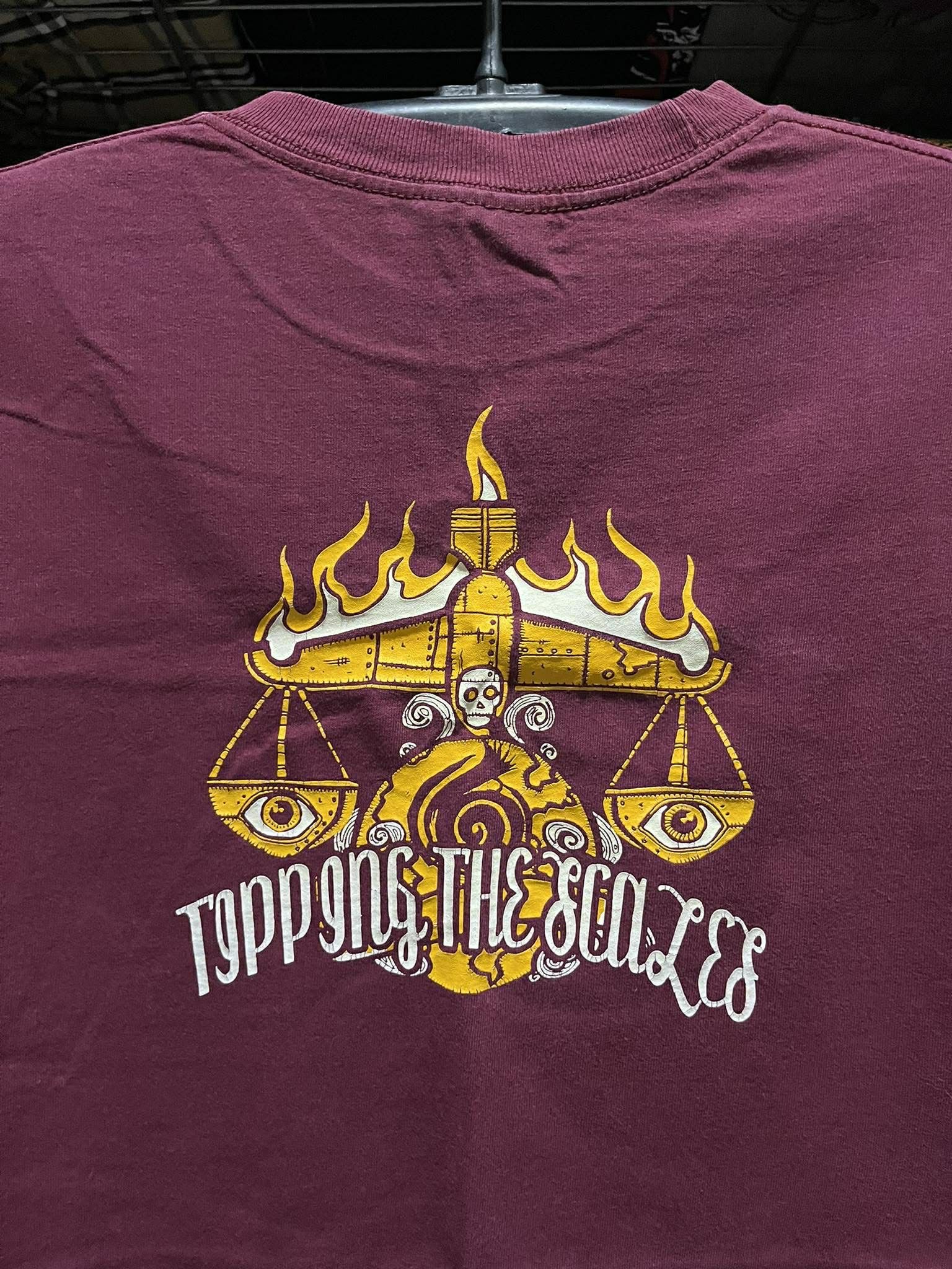 Band Tees No Innocent Victim Tipping The Scales Hardcore Punk Band Tee Size US L / EU 52-54 / 3 - 3 Thumbnail