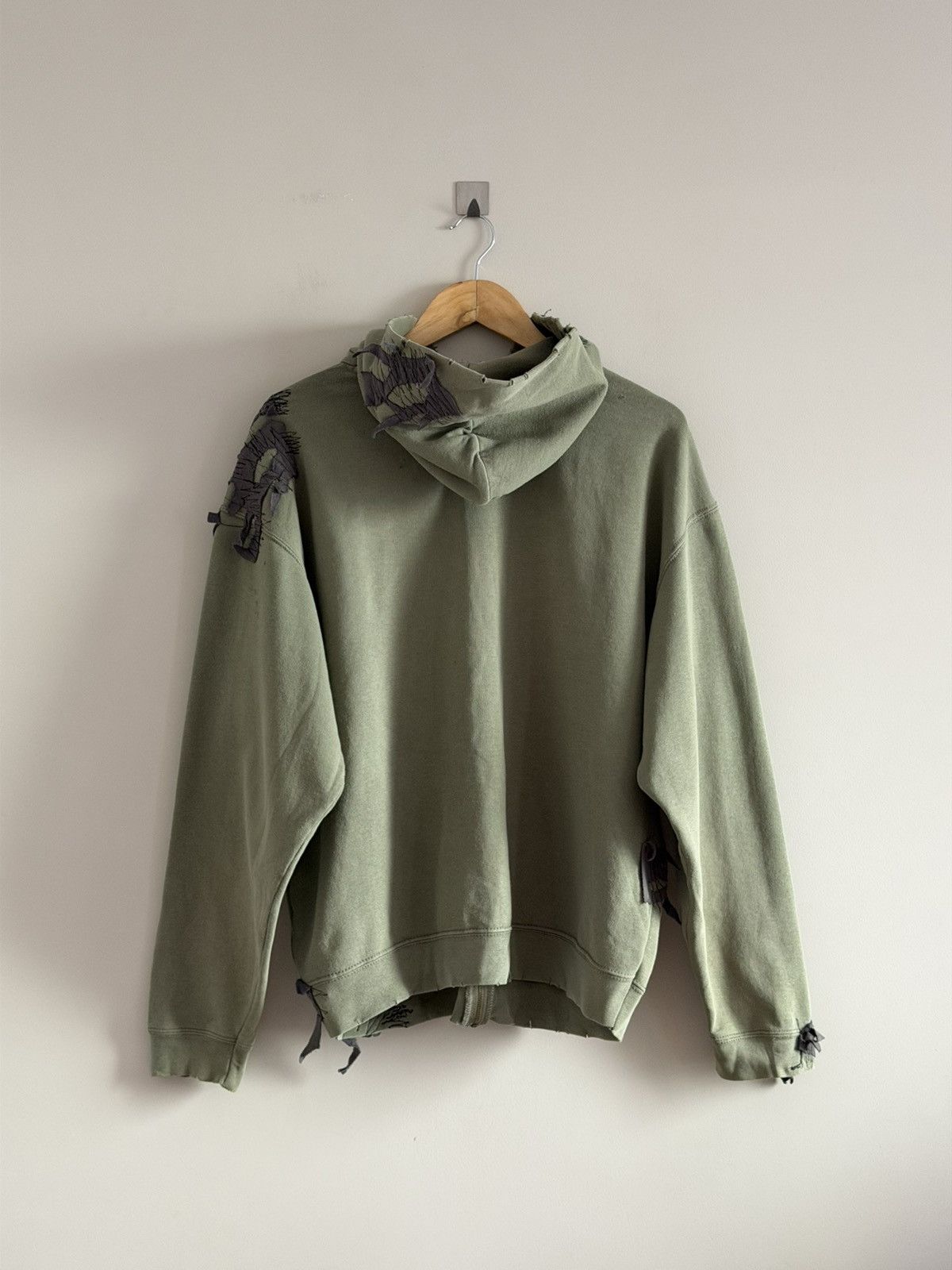 Vintage Custom Distressed Zip Hoodie “FUCK” Fruit of the Loom Base Size US L / EU 52-54 / 3 - 5 Thumbnail