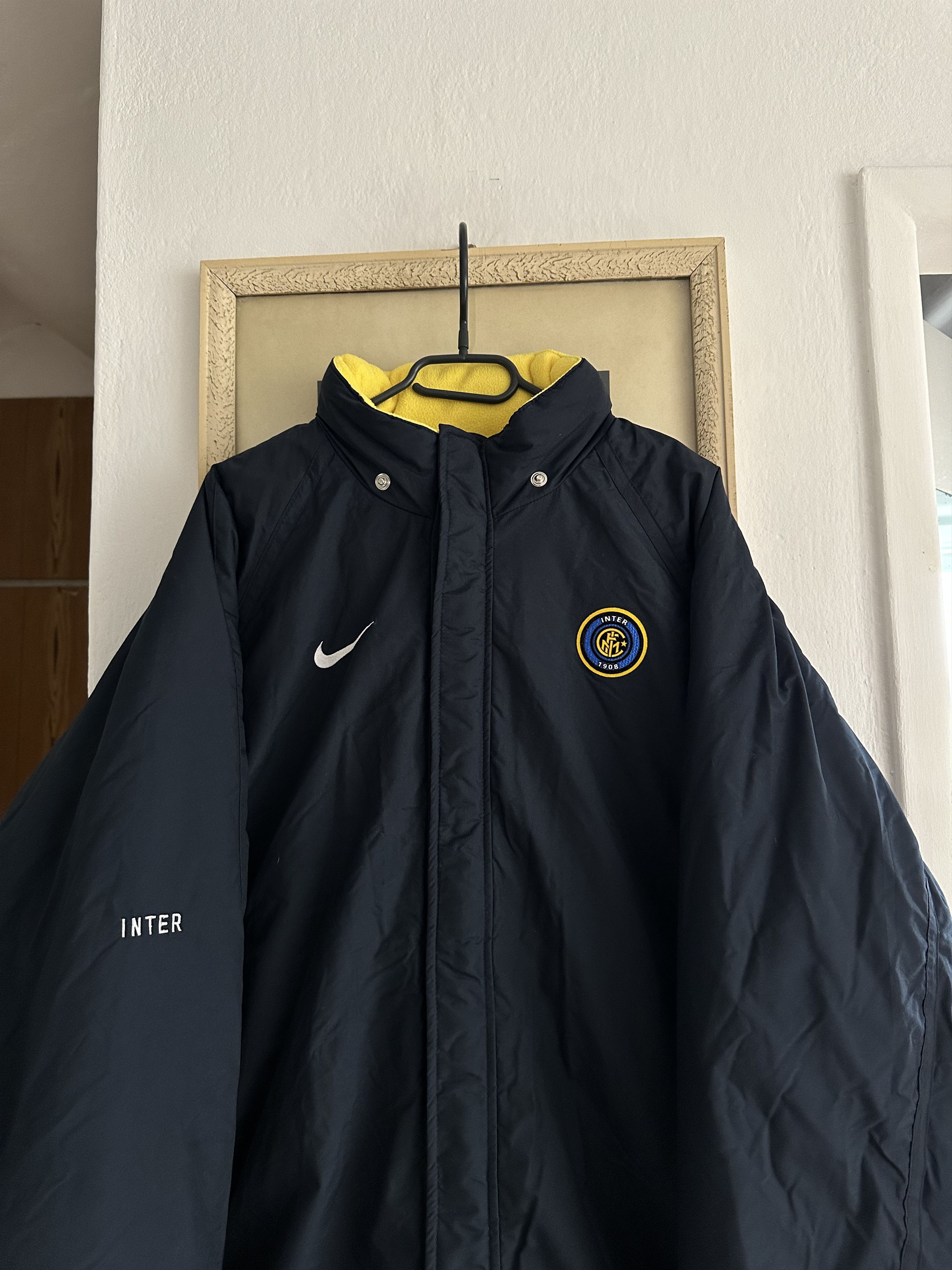 Nike Vintage Internazionale Inter Football Jacket Puffer Size US L / EU 52-54 / 3 - 3 Thumbnail