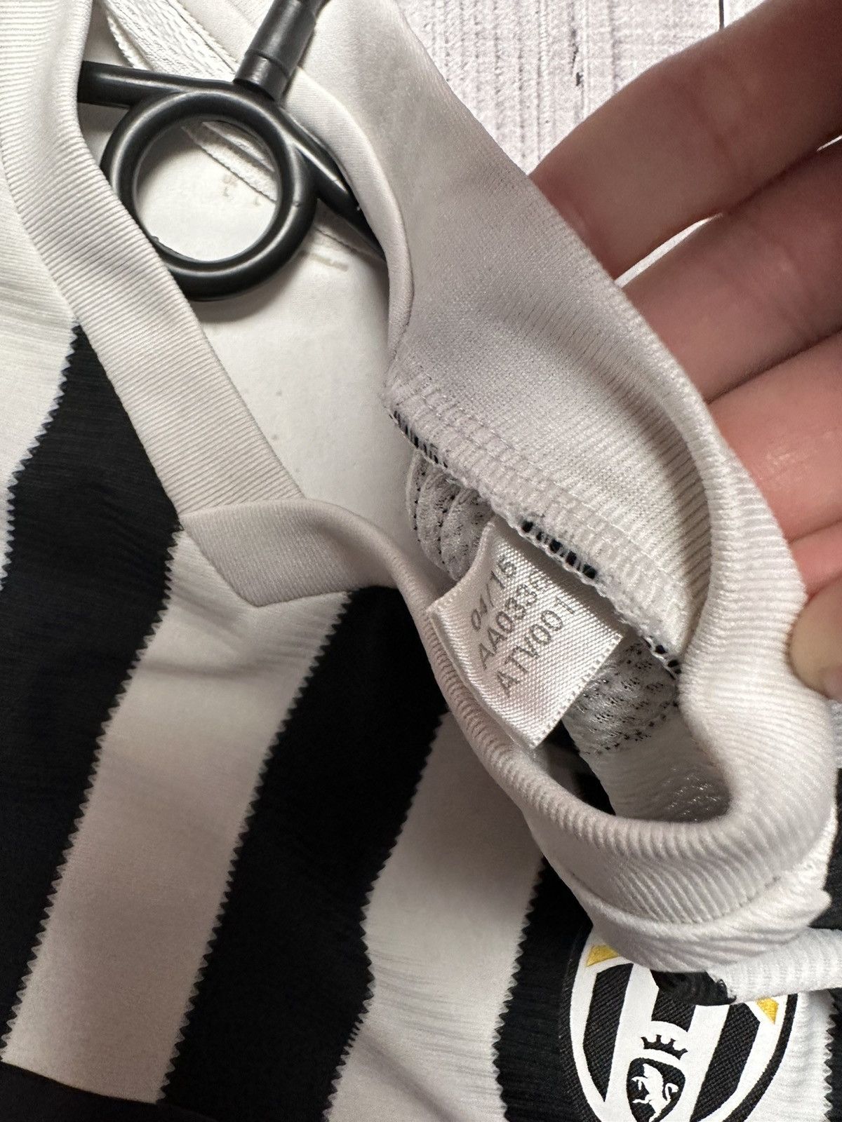 Adidas × Vintage Vintage Juventus soccer jersey size L striped Adidas Jeep Size US L / EU 52-54 / 3 - 6 Thumbnail