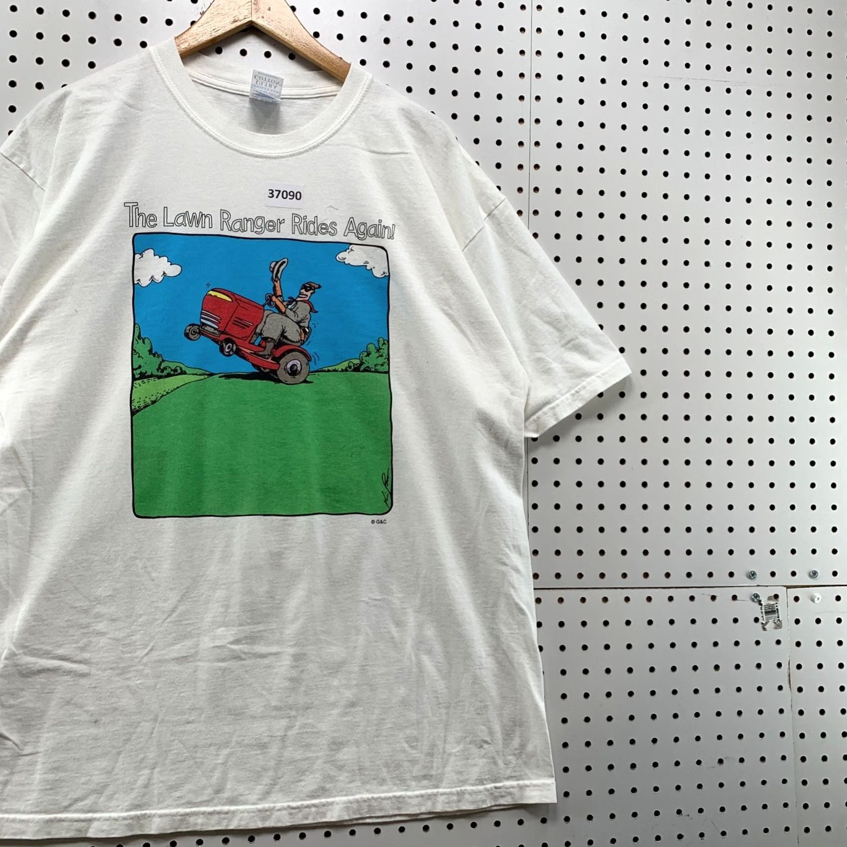 Gildan VINTAGE Lawnmower Funny Shirt Mens XL White John Deere Lawn Mower Size US XL / EU 56 / 4 - 4 Thumbnail