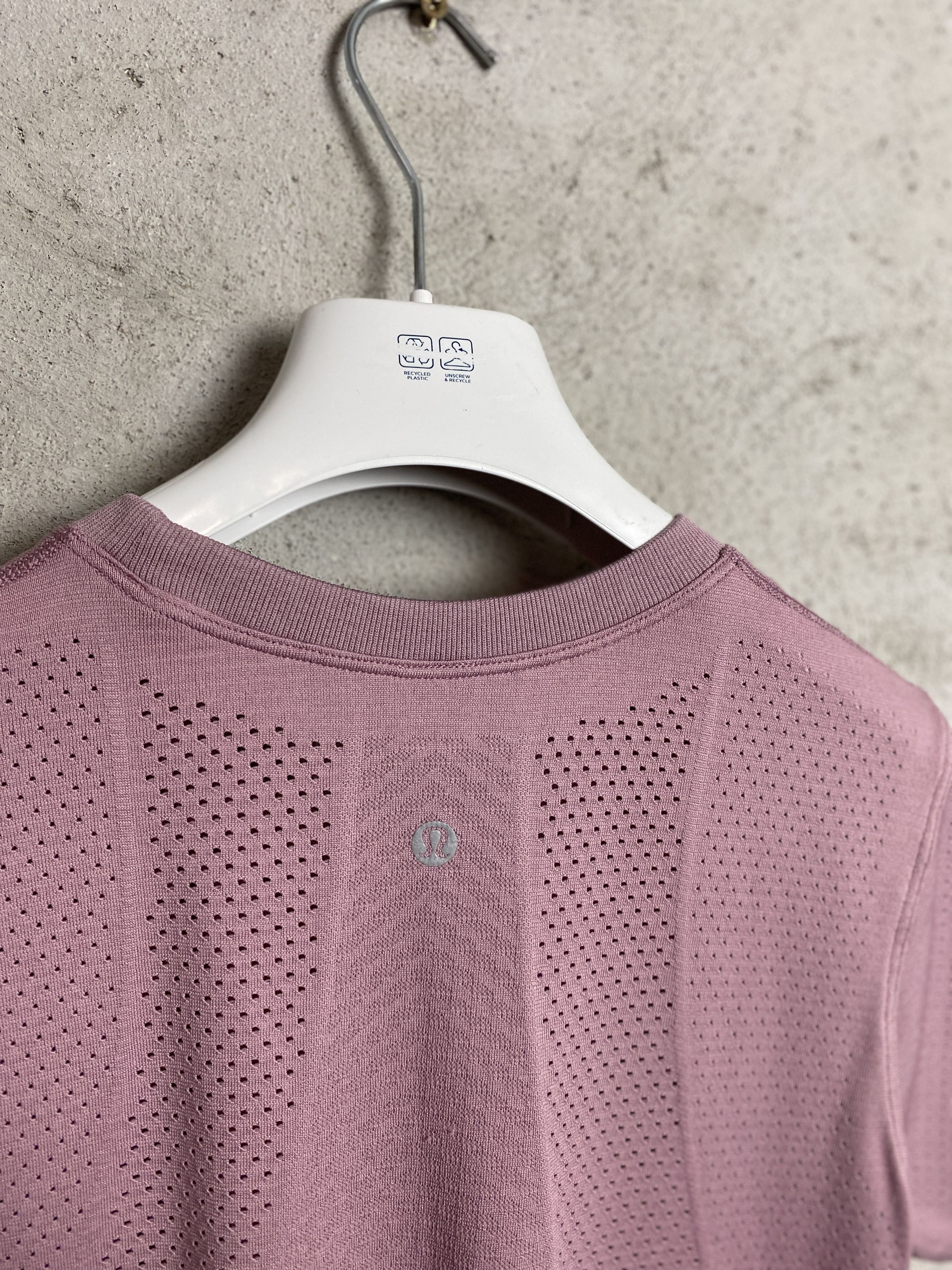 Lululemon Lululemon t-shirt tee sport gym pilates yoga Size M / US 6-8 / IT 42-44 - 4 Thumbnail