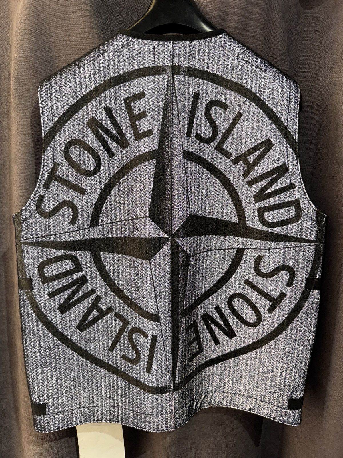 Stone Island Stone Island Needle Punched Reflective Vest Grey Black Size US L / EU 52-54 / 3 - 2 Thumbnail