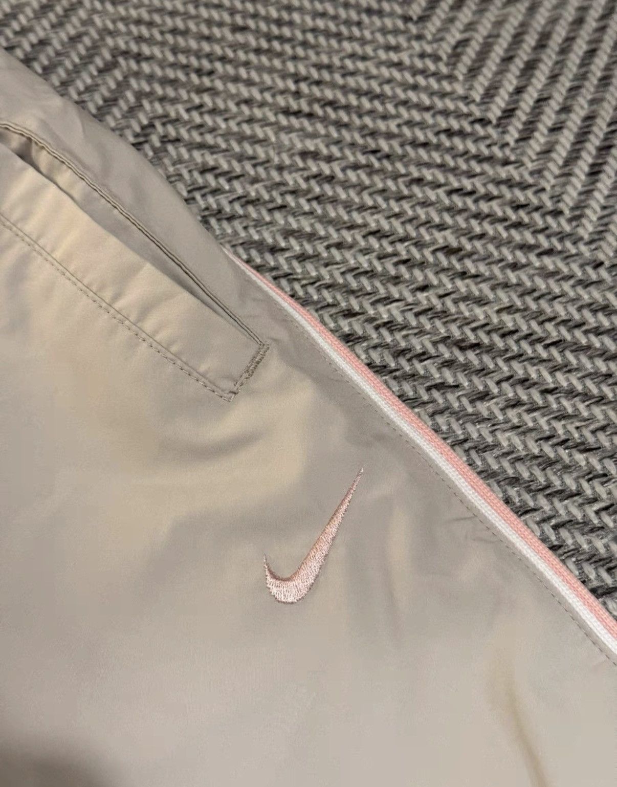 Nike Nike Vintage 00s Nylon Track Pants K24 Size US 32 / EU 48 - 3 Thumbnail