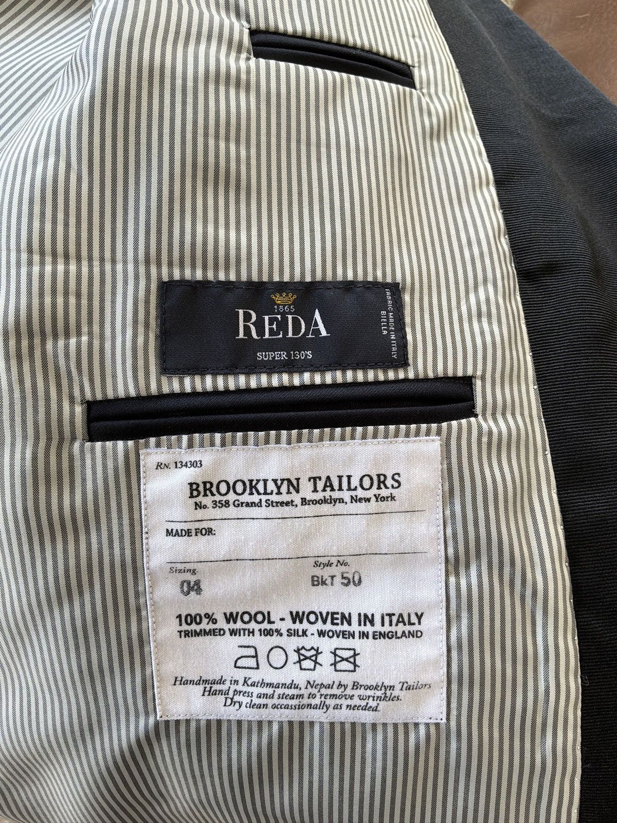 Brooklyn Tailors Brooklyn Tailors Navy Italian Wool and Silk Tuxedo Size 40 Size 40R - 4 Thumbnail