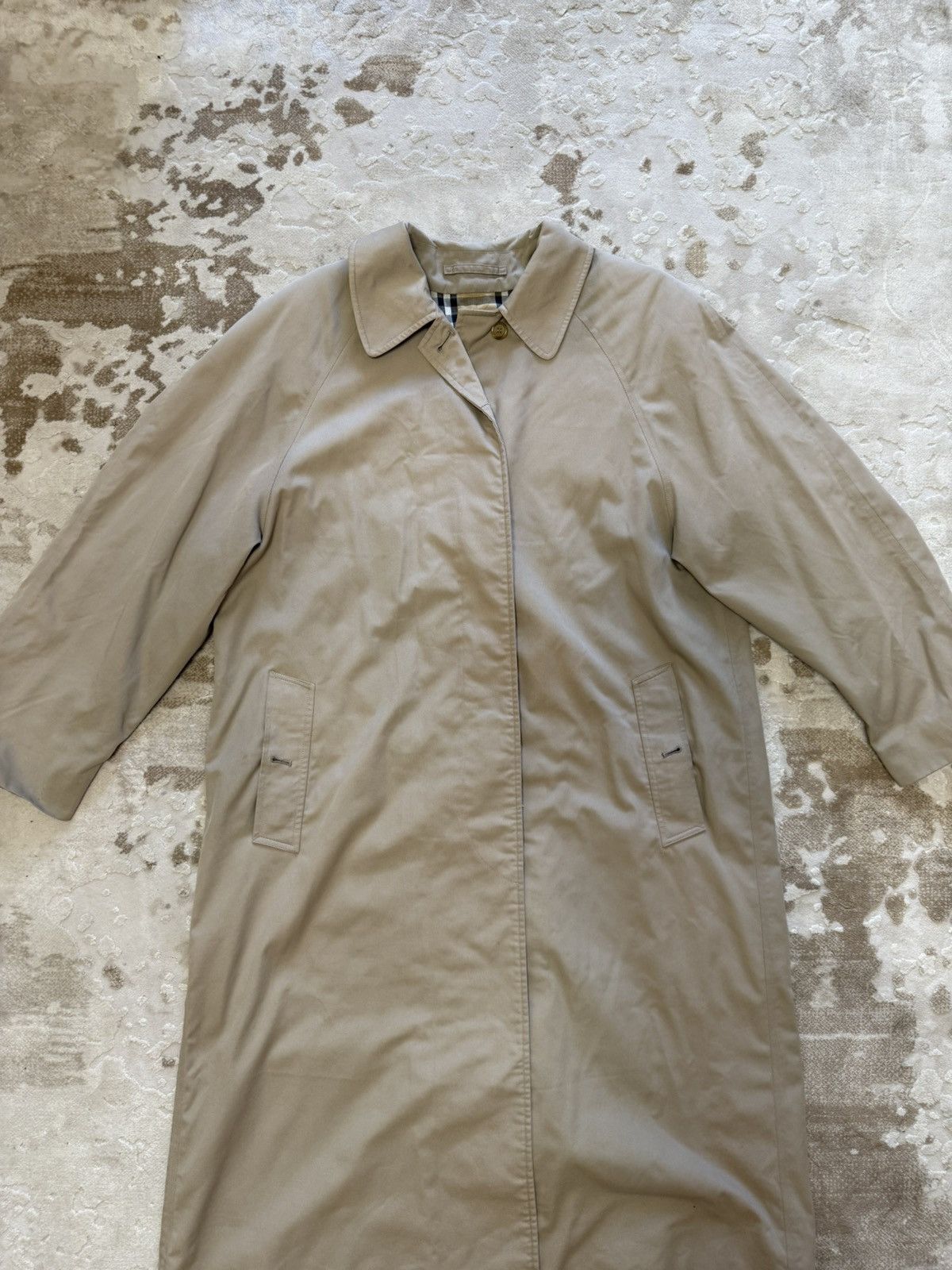 Burberry Vintage Burberry Trench Coat Jacket Size L - XL Size US XL / EU 56 / 4 - 2 Thumbnail
