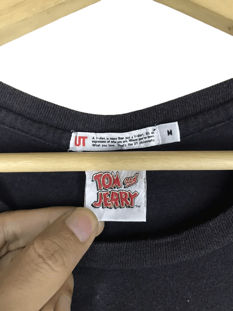 Cartoon Network Uniqlo x Tom & Jerry Tshirts Size M / US 6-8 / IT 42-44 - 4 Thumbnail