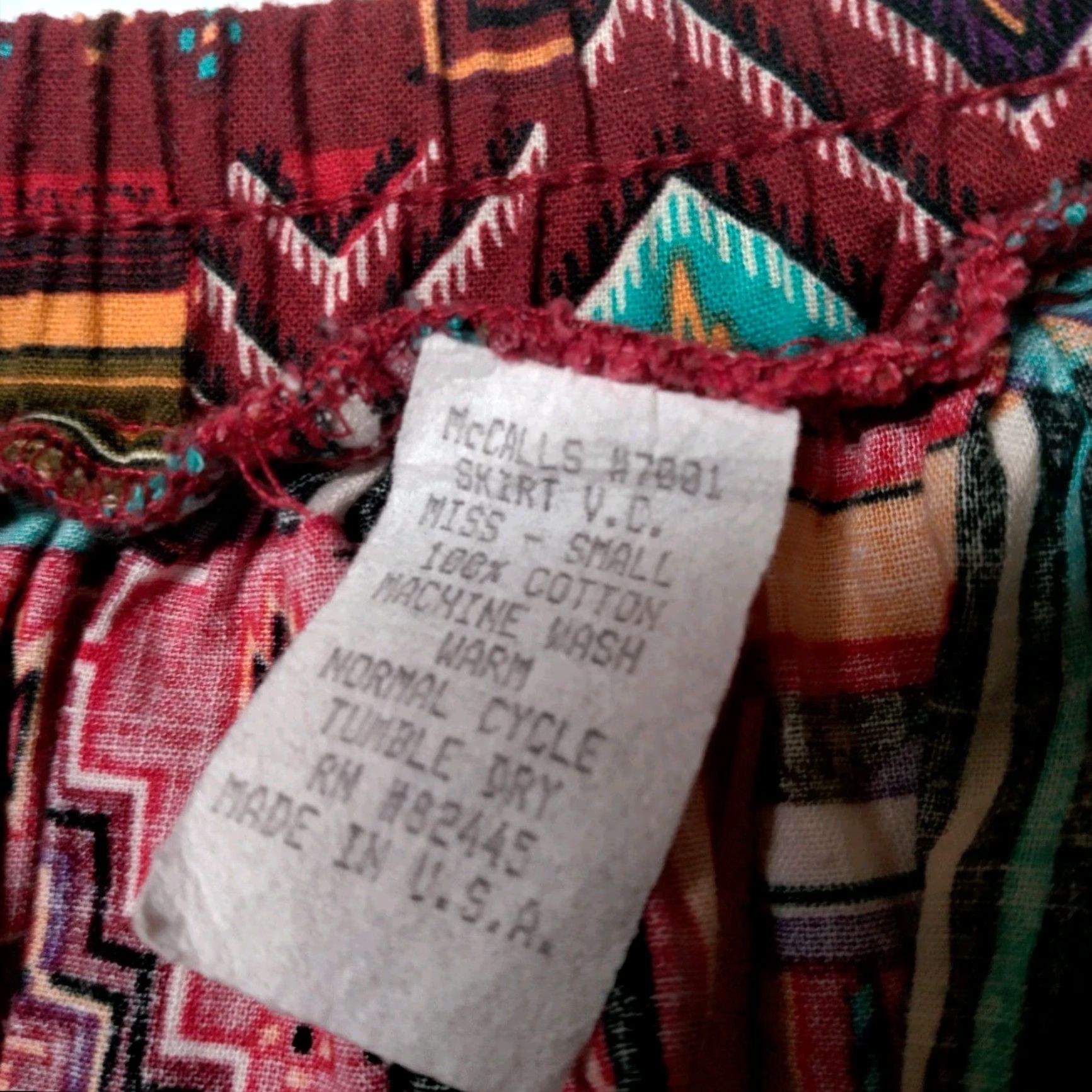 Native VINTAGE McCalls Women’s Maxi Skirt Long Patchwork Native Southwestern Geometric Casual Fall Spring Summer Winter Size 28" / US 6 / IT 42 - 5 Thumbnail