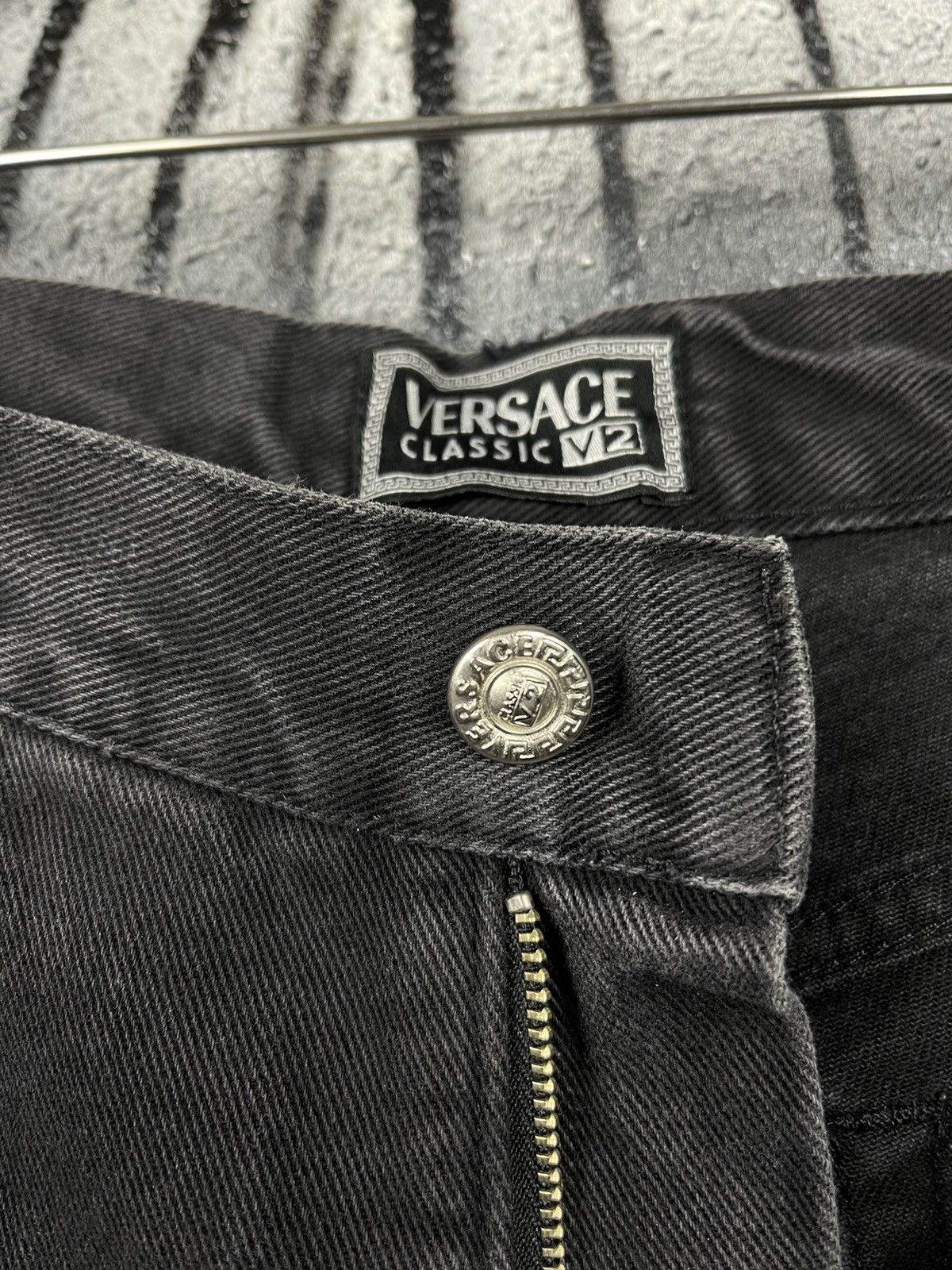 Versace Versace Classic V2 Vintage Washed Black Denim Jeans Men’s Size W33 Size US 33 - 8 Thumbnail