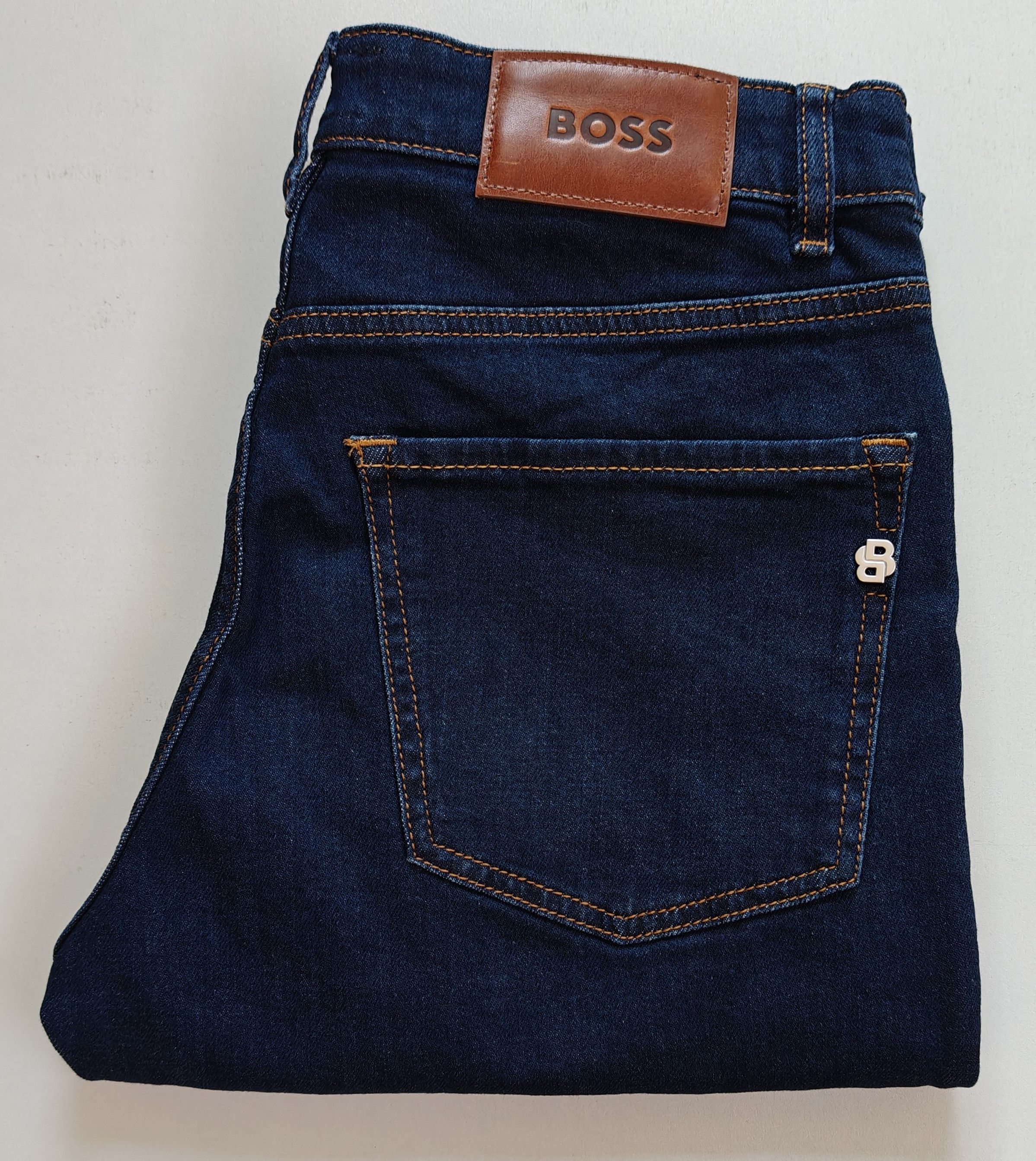Hugo Boss HUGO BOSS RE.MAINE Regular fit Jeans Free Shipping T/6071 Size US 30 / EU 46 - 1 Thumbnail