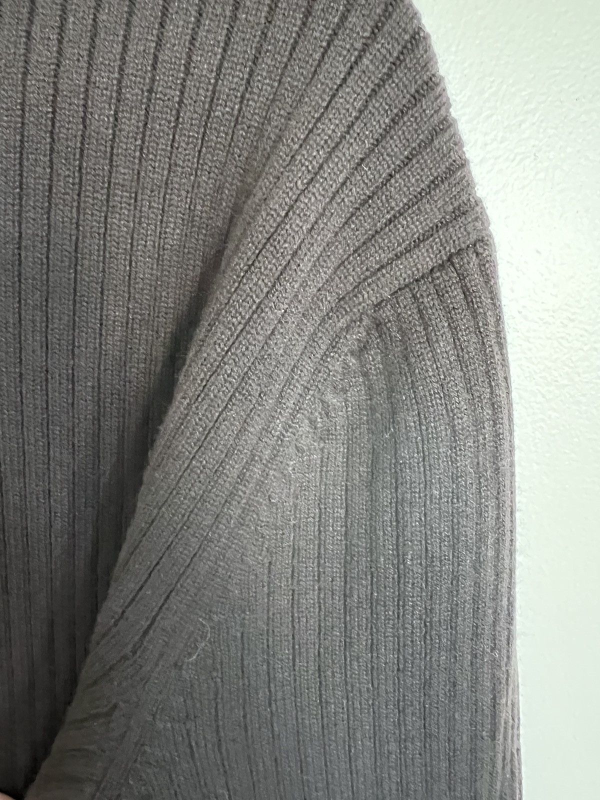 Bottega Veneta Wool-cashmere-blend high-neck ribbed sweater, slim L, Italy Size US L / EU 52-54 / 3 - 6 Thumbnail