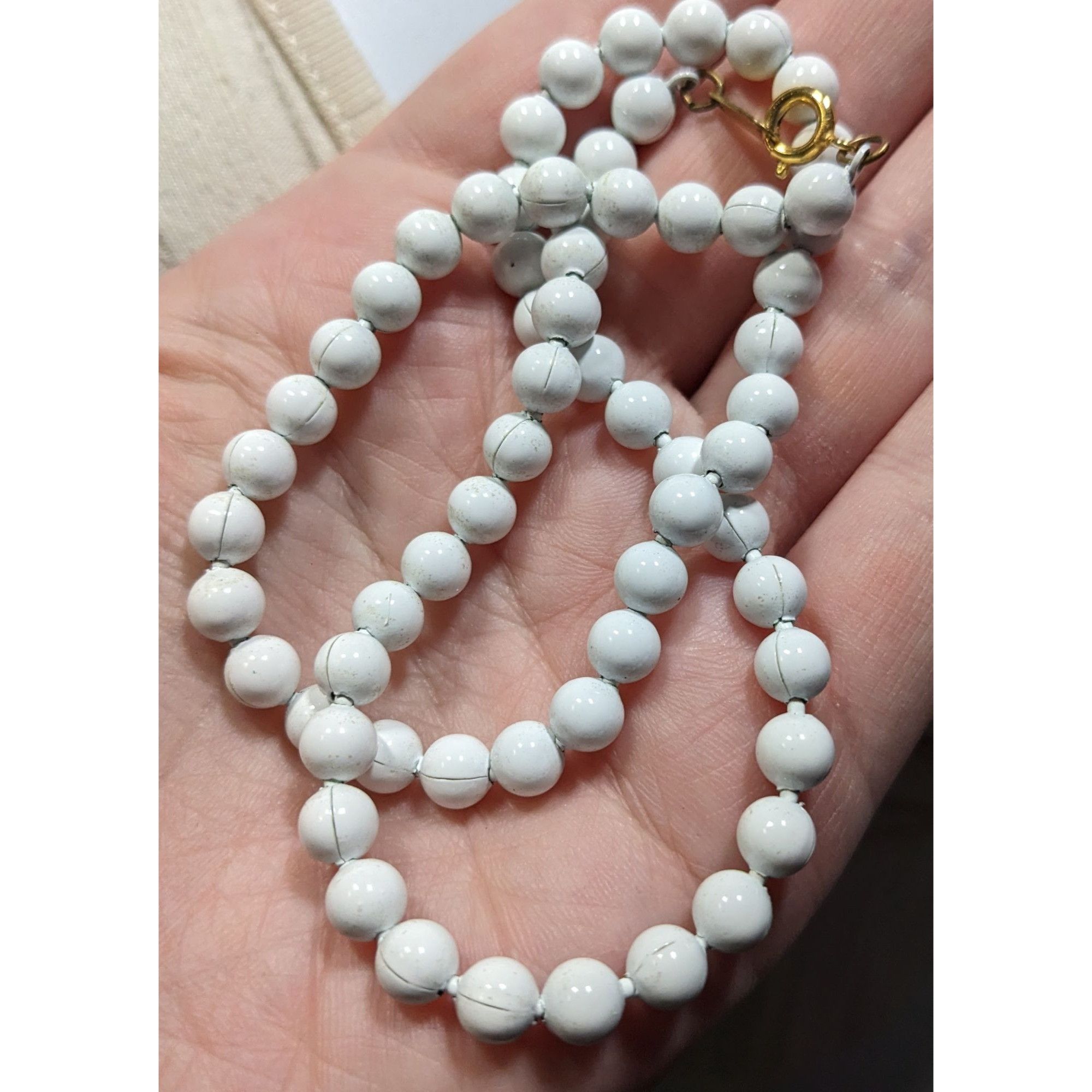 Other Vintage Oops A Daisy White Hollow Metal Beaded Necklace Size ONE SIZE - 4 Thumbnail