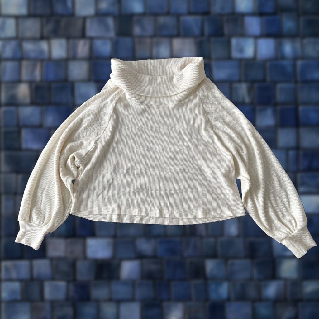 Vintage Pilcro Sweater Women M Ivory Waffle Knit Turtleneck Cropped Dolman Sleeve Pullover Size M / US 6-8 / IT 42-44 - 1 Thumbnail