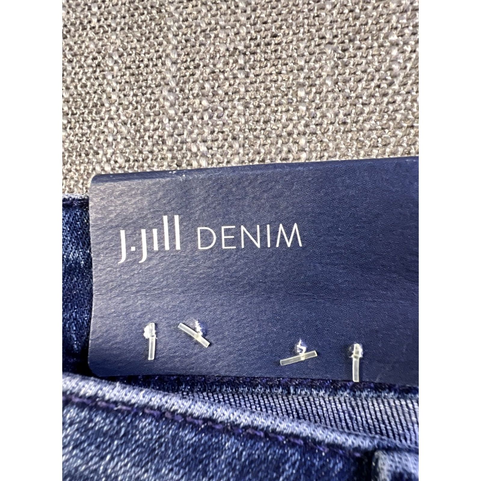 J. Jill Item Specifications: Theme: Luxury Size 30" / US 8 / IT 44 - 5 Thumbnail
