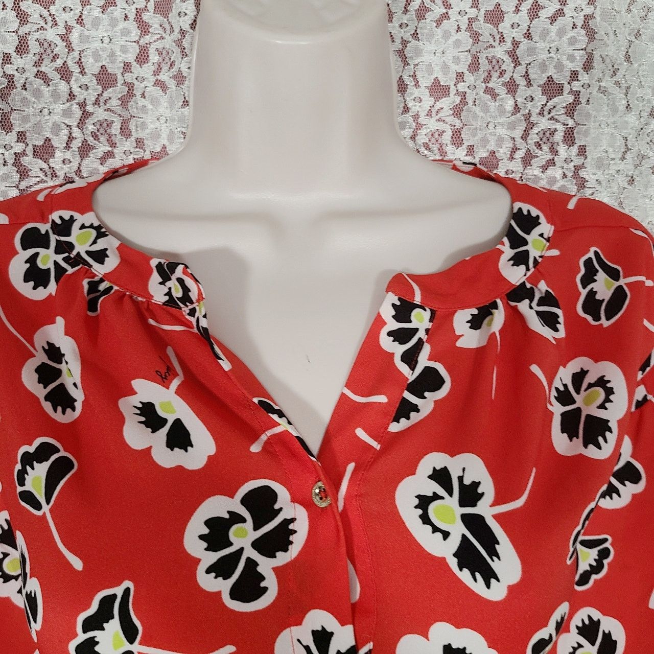 Juicy Couture Juicy couture red floral print oversized blouse size small Size M / US 6-8 / IT 42-44 - 4 Thumbnail