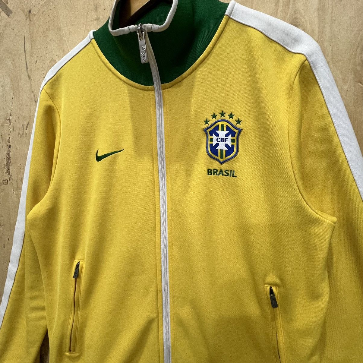 Nike Brasil Size US M / EU 48-50 / 2 - 3 Thumbnail