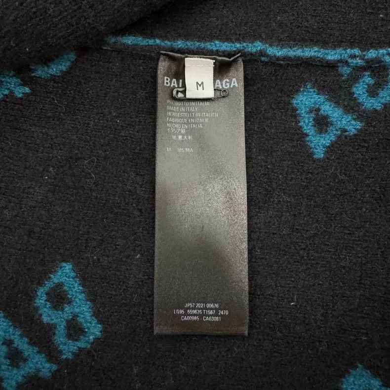Balenciaga Balenciaga Logo Full Print V-neck Long Sleeve Open Cardiga Size M / US 6-8 / IT 42-44 - 4 Thumbnail