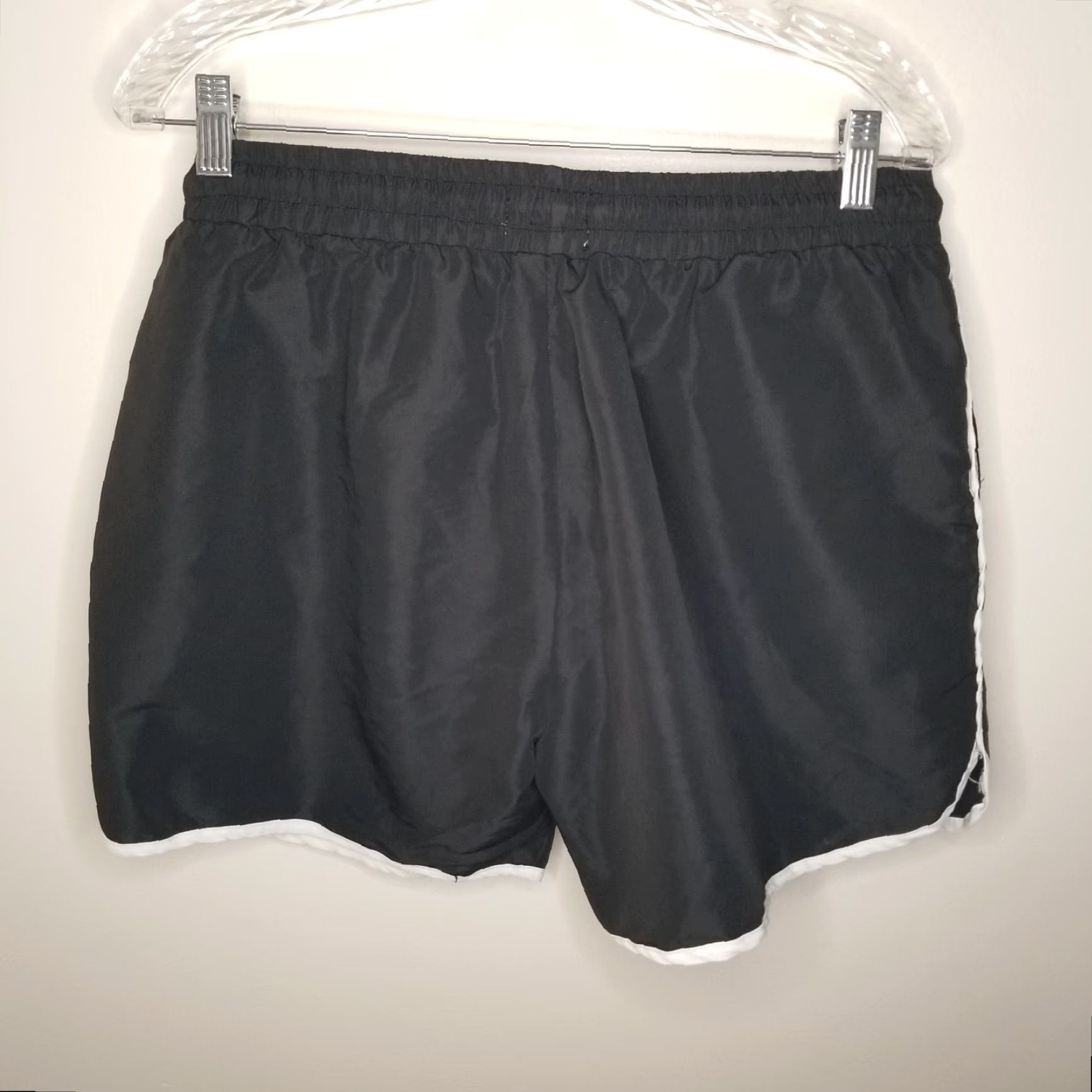Forever 21 Forever 21 Womens Athletic Shorts L Black White Drawstring Gym Running Training Activewear Size 36" / US 14 / IT 50 - 4 Thumbnail