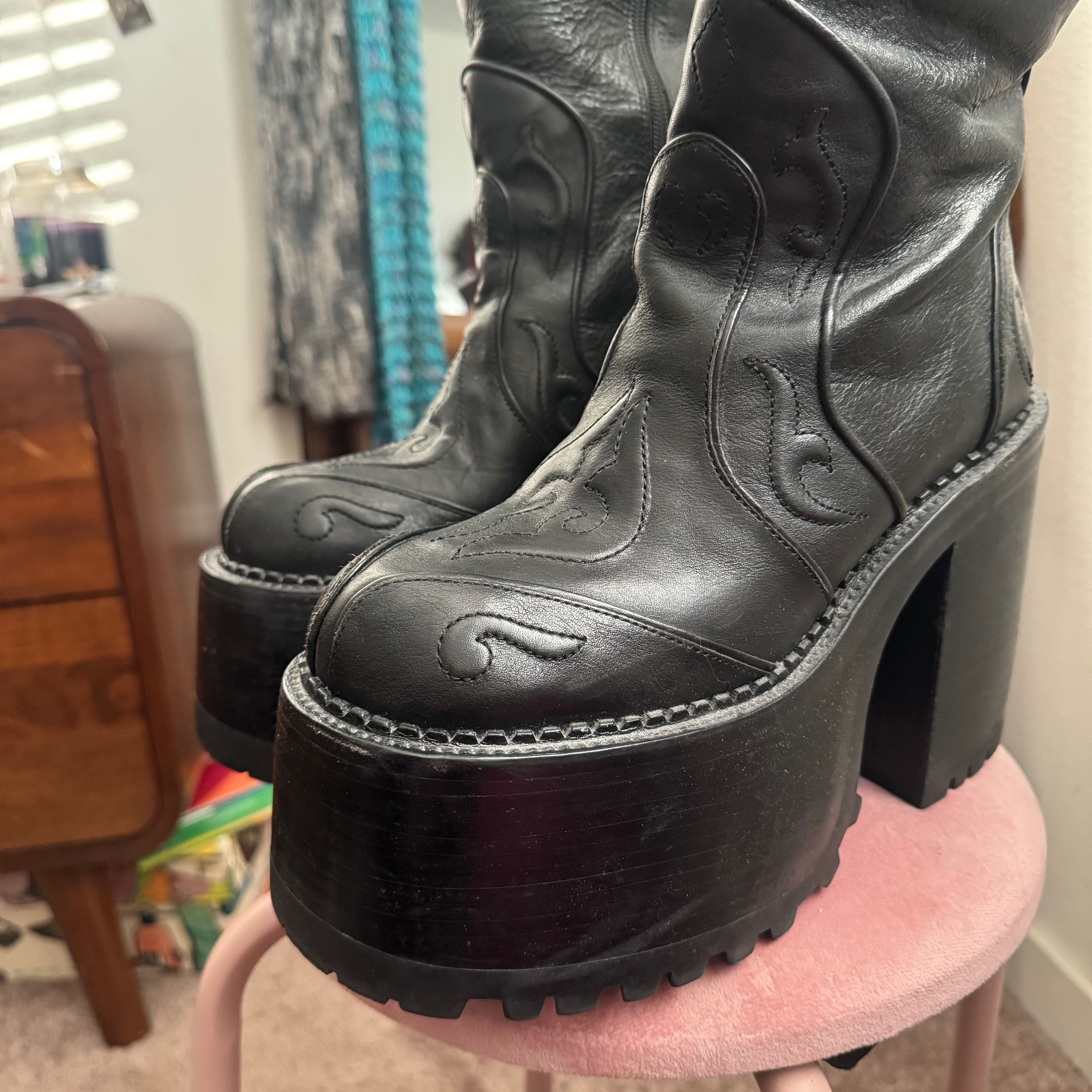 Marc Jacobs Marc Jacobs HEAVEN MARGARET Boots RARE Black Leather Women's Size US 9 / IT 39 - 6 Thumbnail