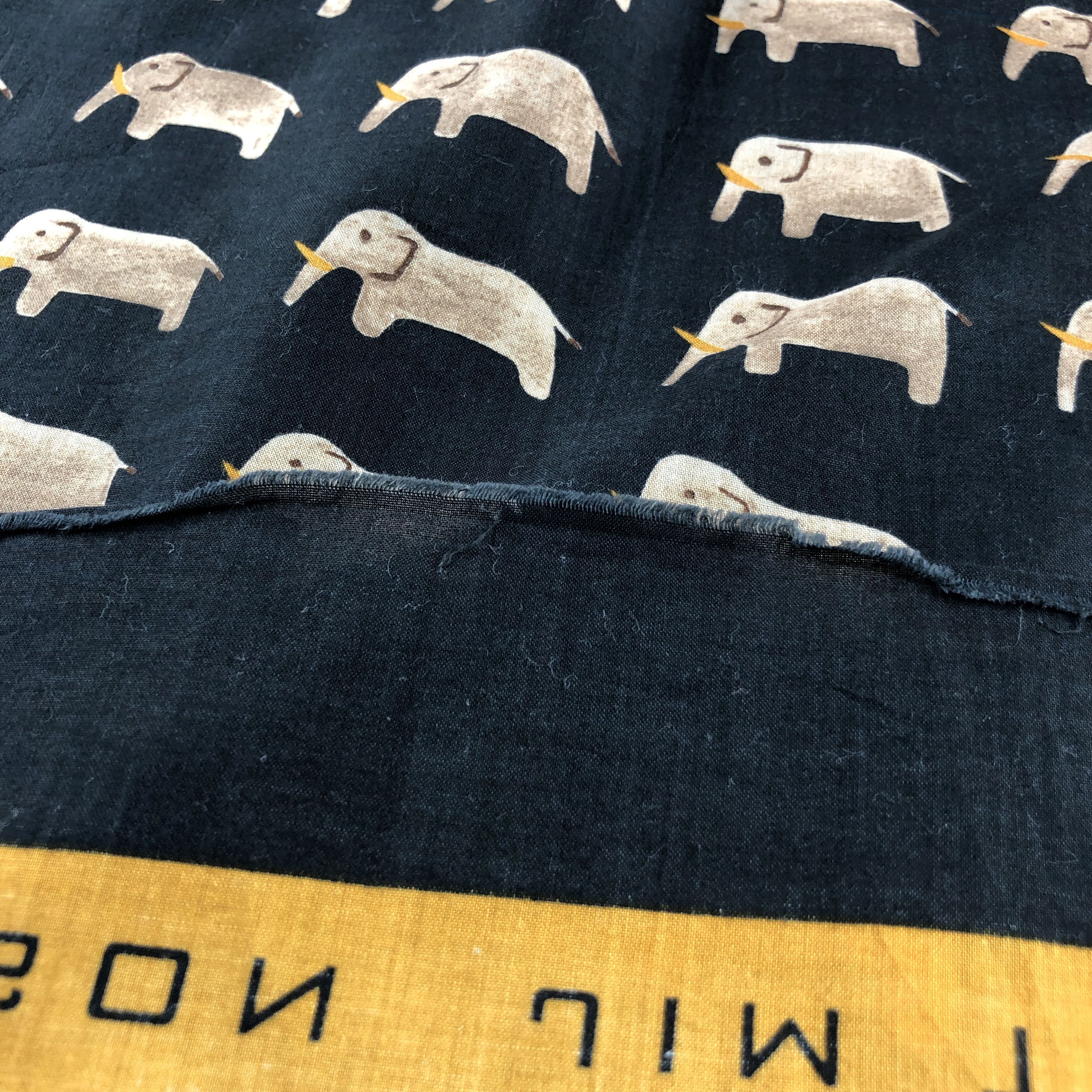 Jim Thompson × Vintage Jim Thompson Elephant Handkerchief Neckerchief Bandana H2757 Size ONE SIZE - 5 Thumbnail