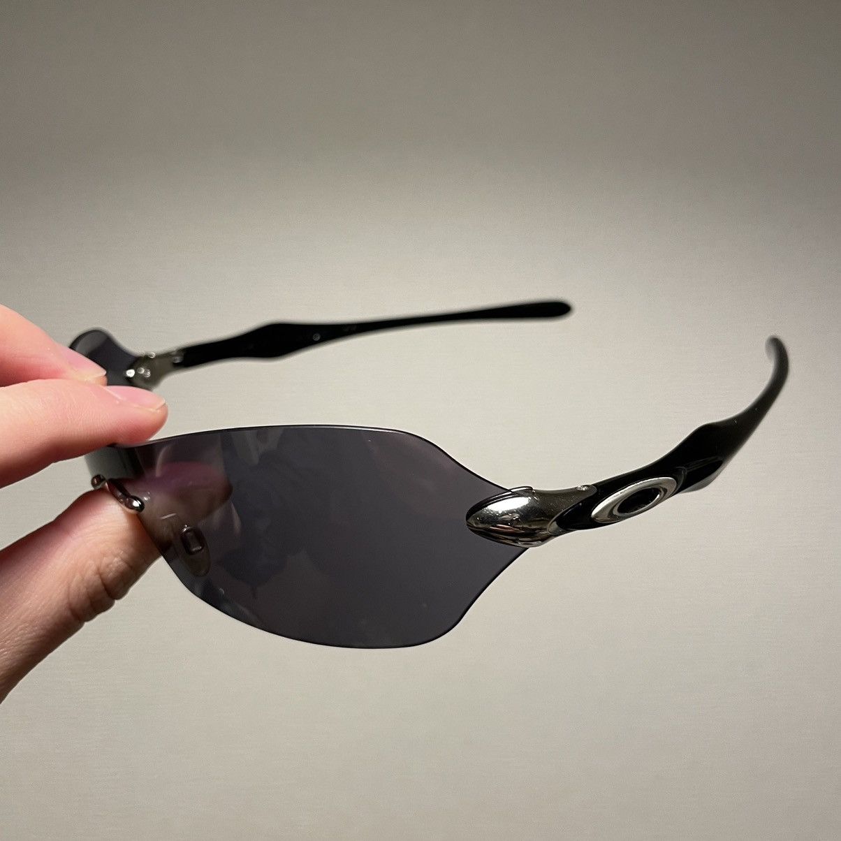 image of Oakley Dartboard Sunglasses Y2K in Black, Men's