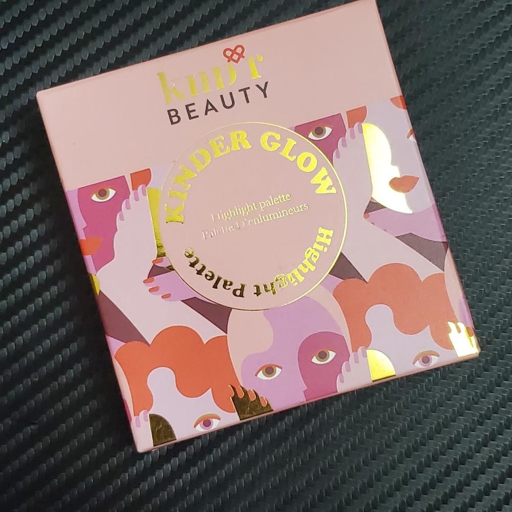 Designer Kinder Glow Highlighting Palette Size ONE SIZE - 2 Thumbnail