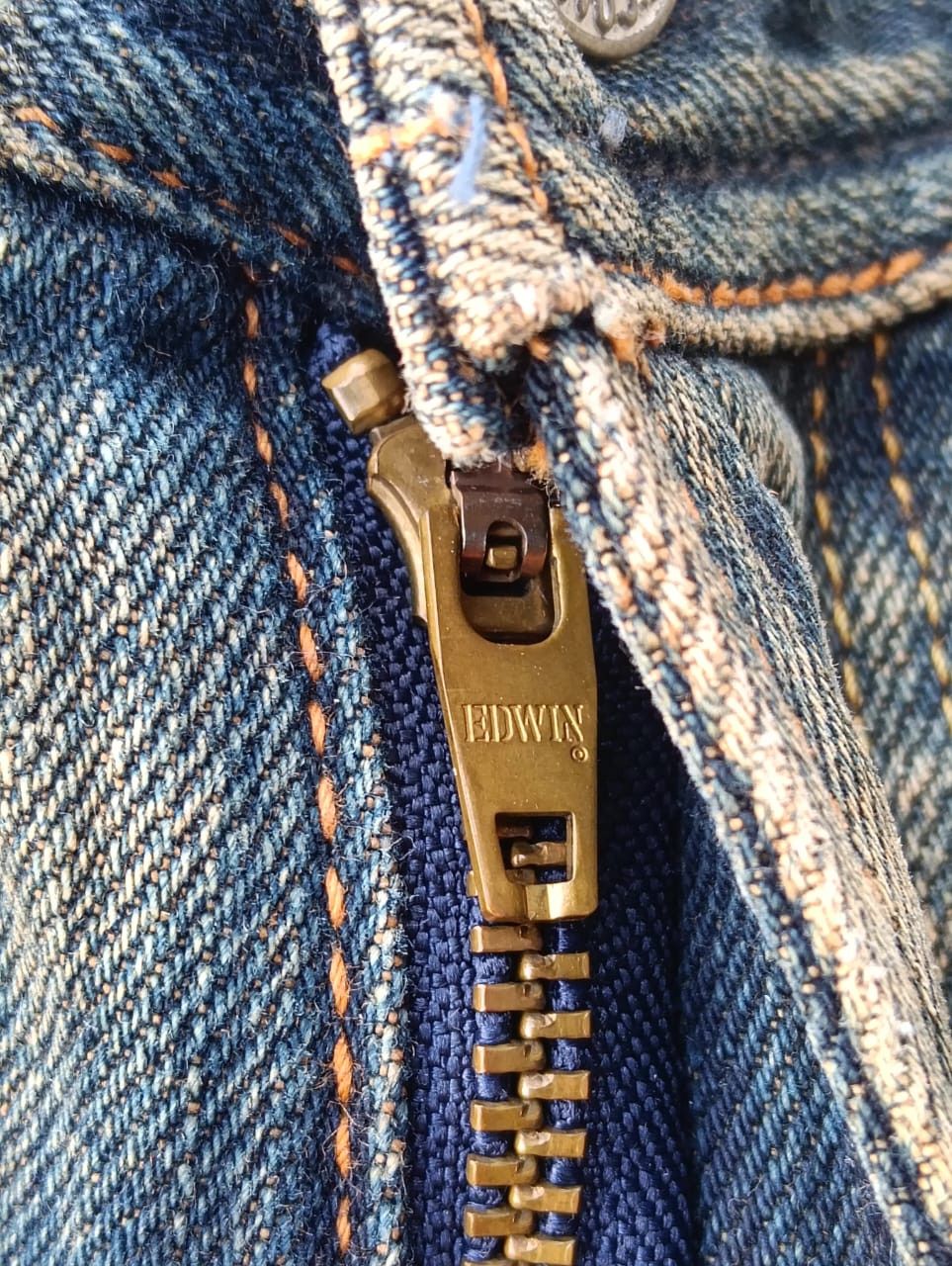 Edwin Extra baggy EDWIN XU 445 Rusty Denim Jeans (W36 L32) Size US 36 / EU 52 - 12 Thumbnail
