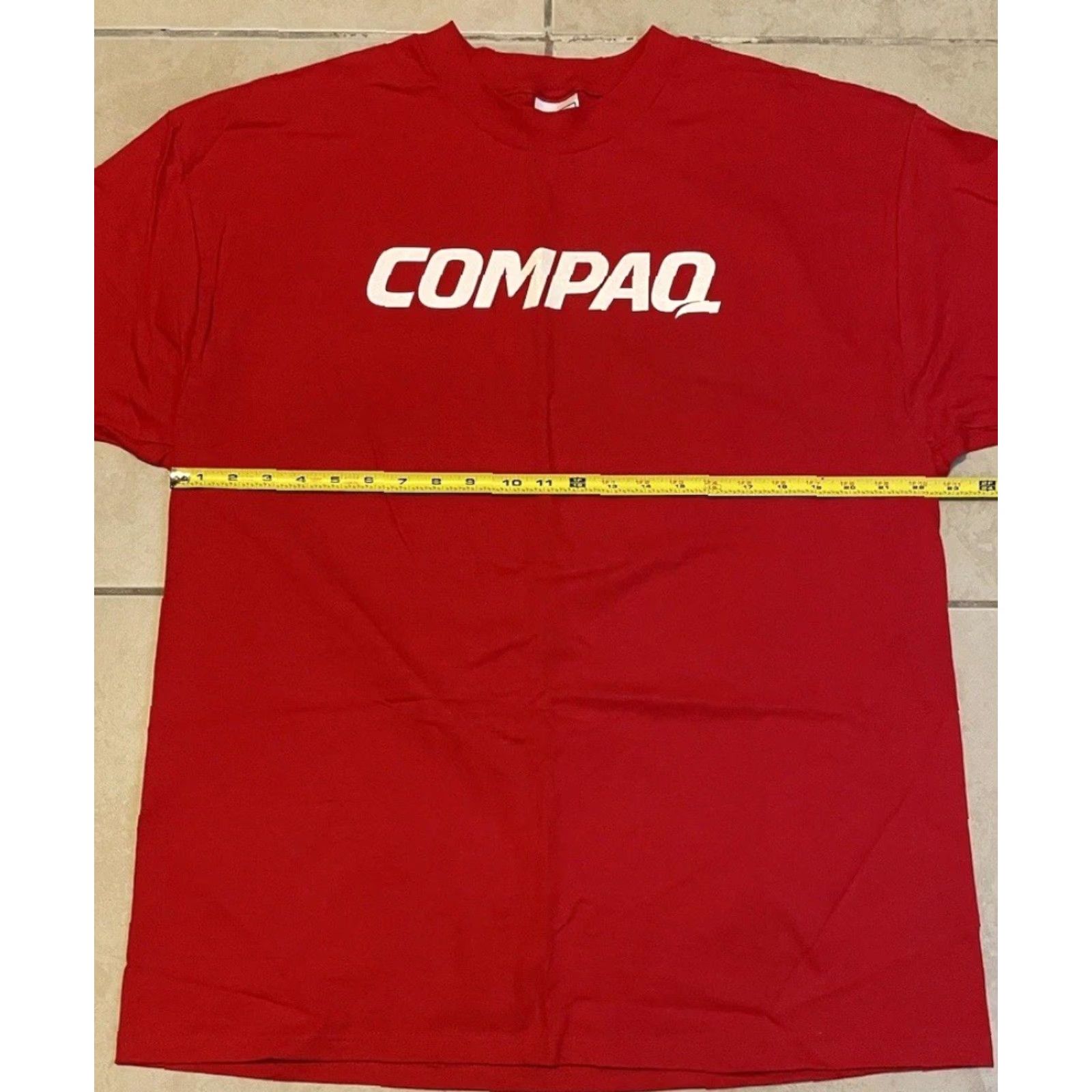 Apple VINTAGE Compaq Shirt XL Red Microsoft Men T-Shirt 90s Grunge Funny 80s 90s Windows Apple Internet Computer USA Retro Rock Space Tech Size US XL / EU 56 / 4 - 5 Thumbnail