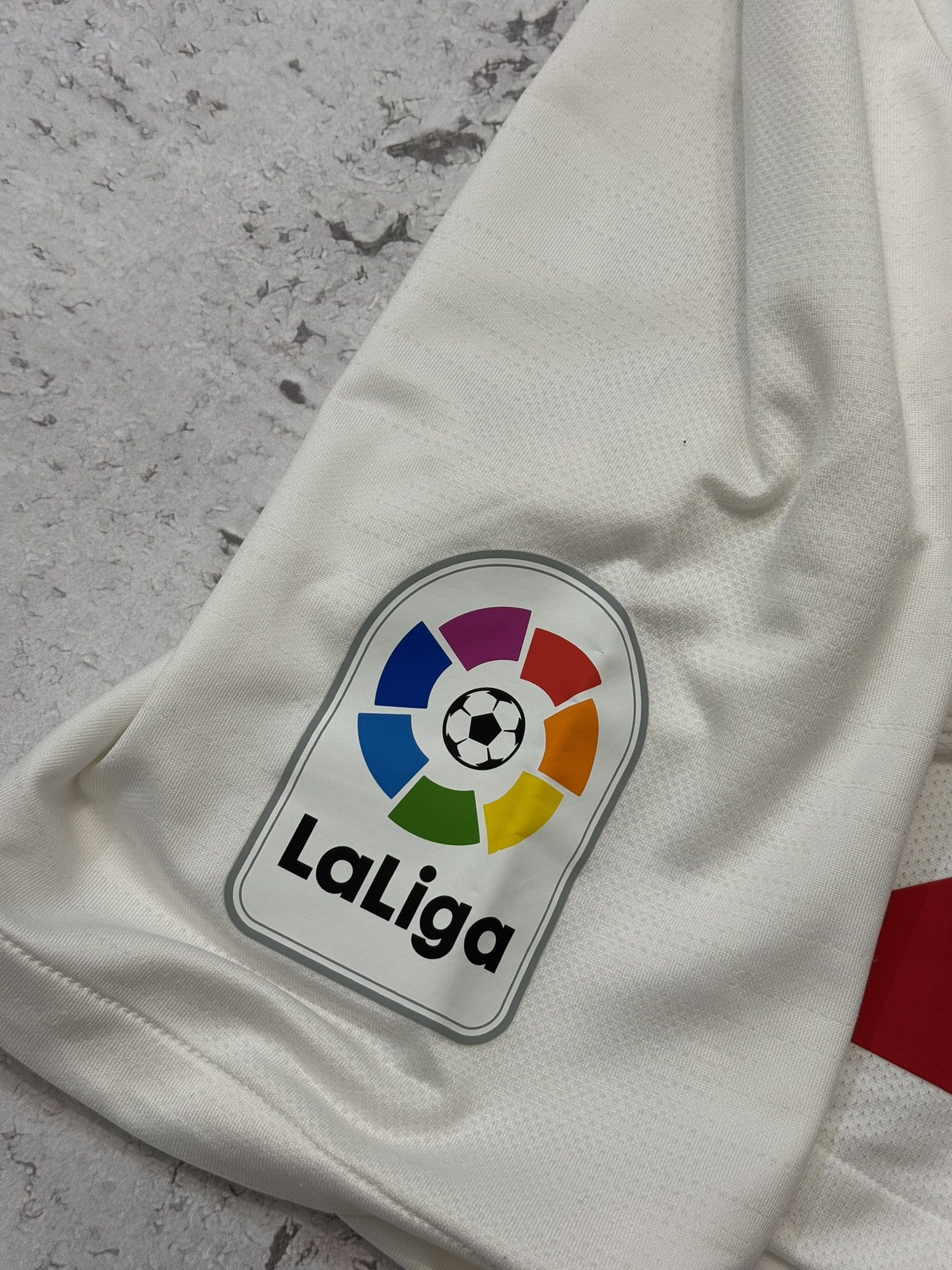 Nike SEVILLA 2019 2020 HOME FOOTBALL SHIRT SOCCER JERSEY NIKE XL Size US XL / EU 56 / 4 - 7 Thumbnail