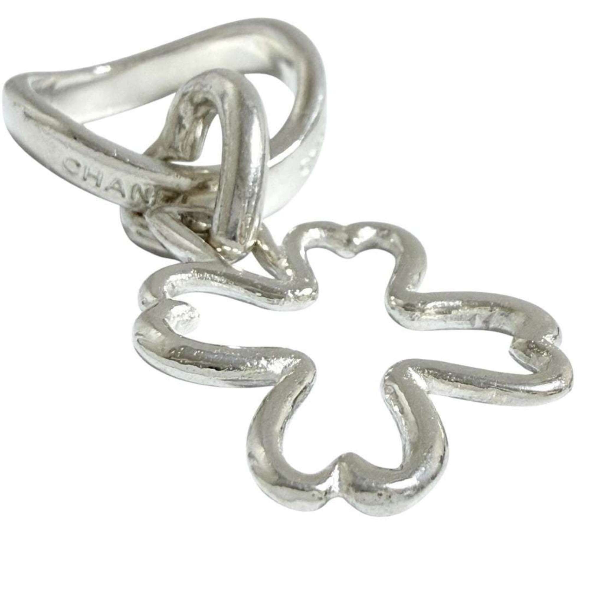 Chanel Chanel Women's Clover Heart Ring, Size 7, Sterling Silver (925) Size ONE SIZE - 1 Thumbnail
