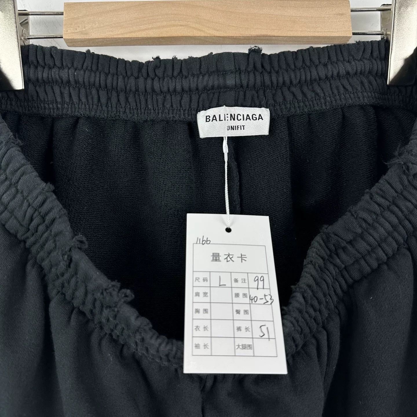 Balenciaga Balenciaga Double B Lock Embroidered Distressed Shorts Size US 26 / EU 42 - 3 Thumbnail