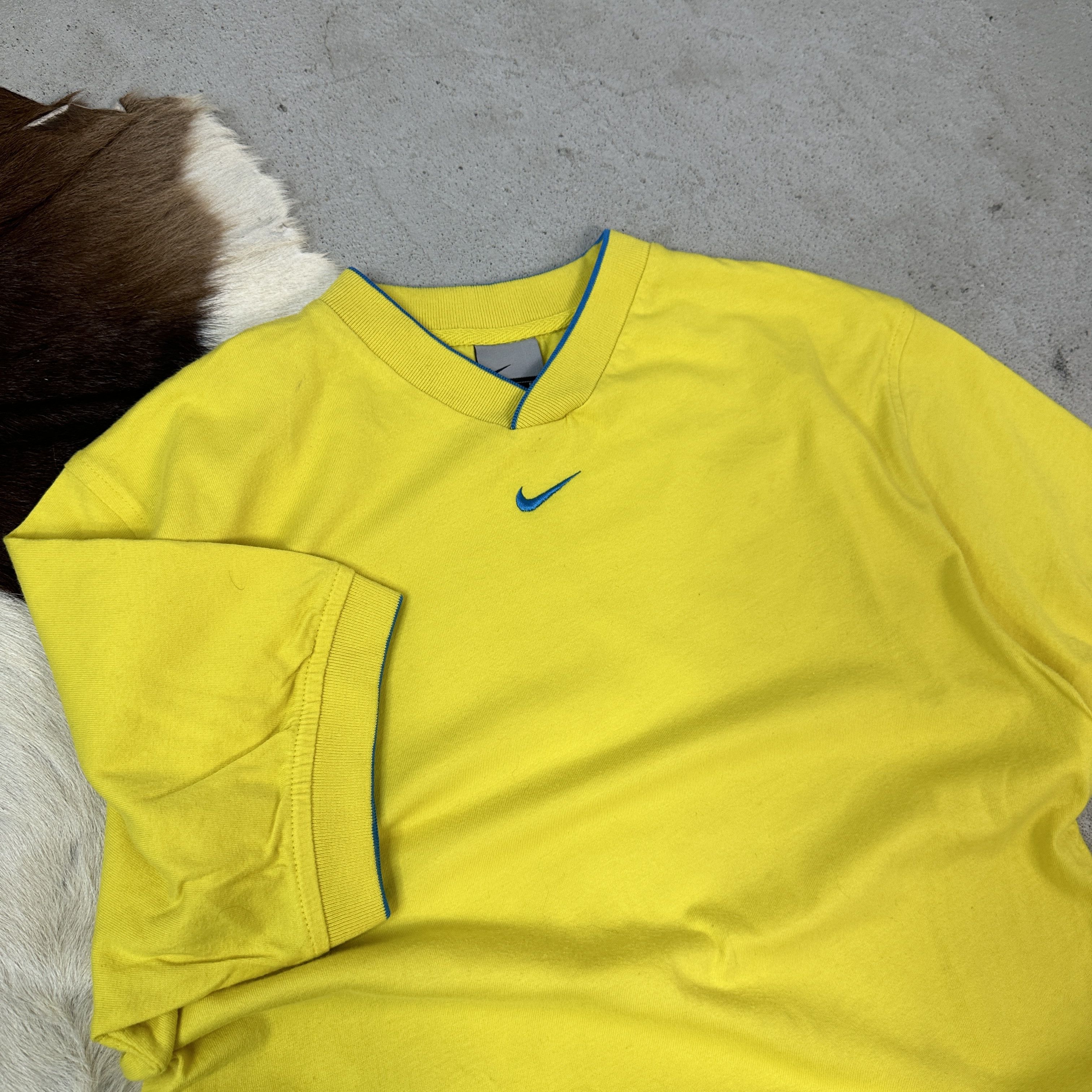 Nike × Vintage Vintage Nike 00s T-shirt Size US M / EU 48-50 / 2 - 3 Thumbnail
