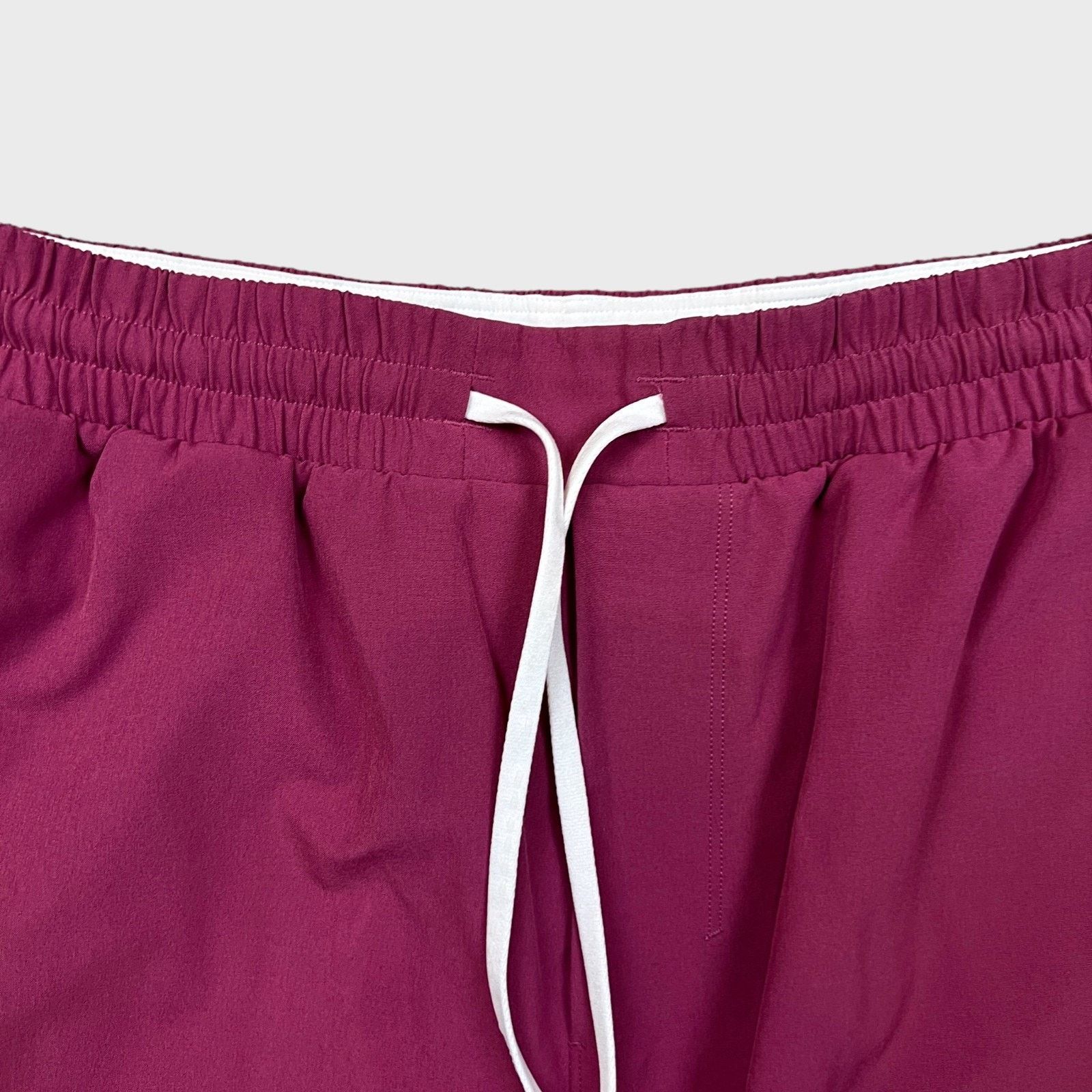Lululemon Lululemon Pool Short 5" Lined Small Pocketed Athletic Trunks Size US 28 / EU 44 - 2 Thumbnail