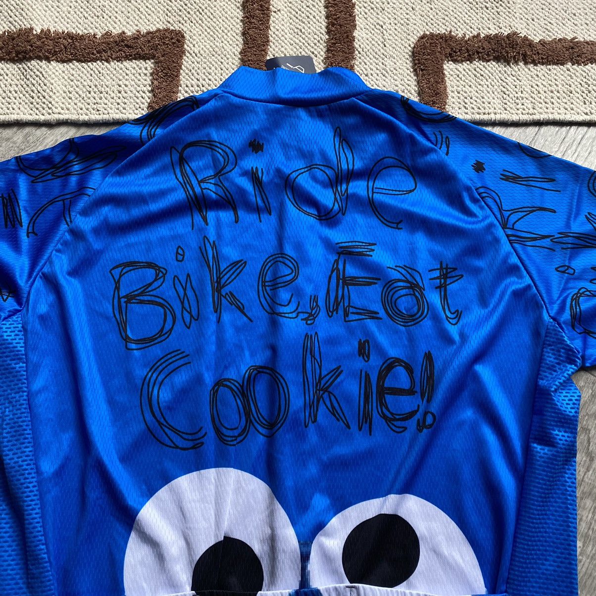 Cartoon Network AMAZING COOKIE SESAME STREET BICYCLE UNIFORM T SHIRT Size US L / EU 52-54 / 3 - 4 Thumbnail
