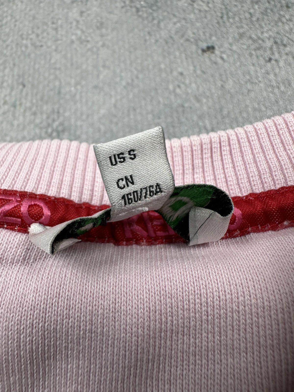 Kenzo Vintage Kenzo Paris Pastel Pink Sweatshirt With Floral Logo Size S / US 4 / IT 40 - 6 Thumbnail