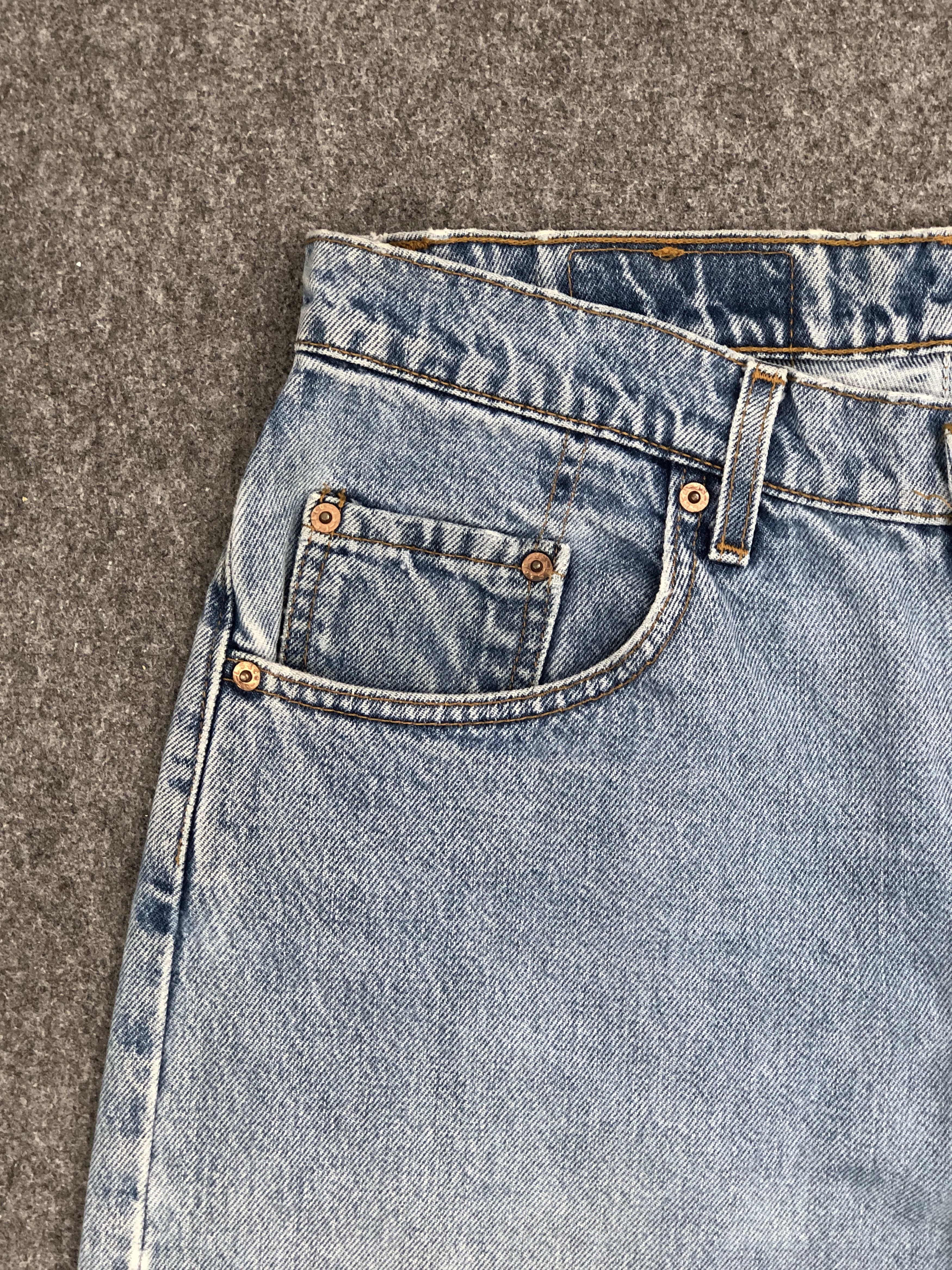 Levi's 90s Vintage Levis 550 Faded Blue Jeans 33x29.5 S0021 Size US 33 - 8 Thumbnail