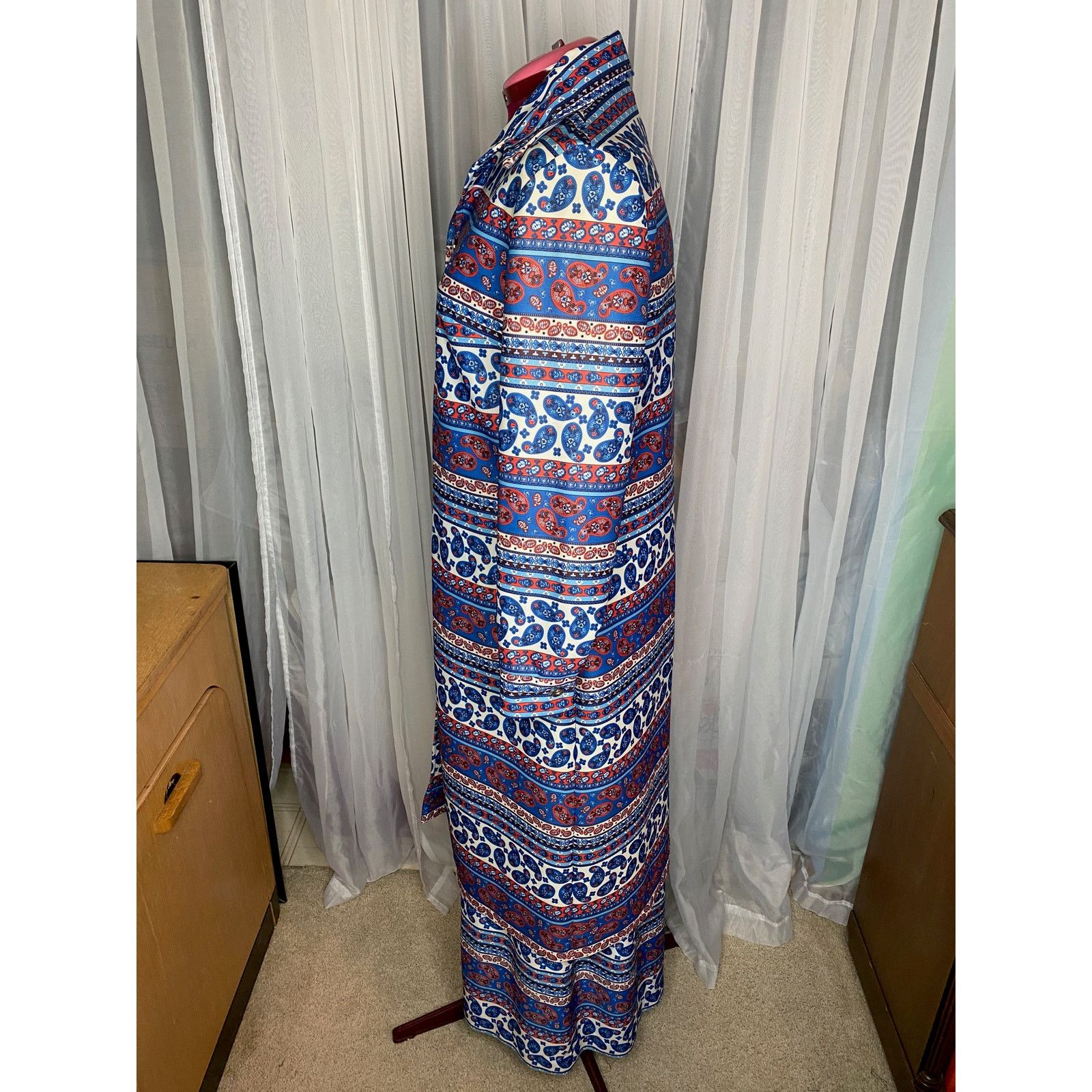 Vintage maxi dress with patterned yoke boho with coat white blue red Size XXL / US 16-18 / IT 52-54 - 13 Thumbnail