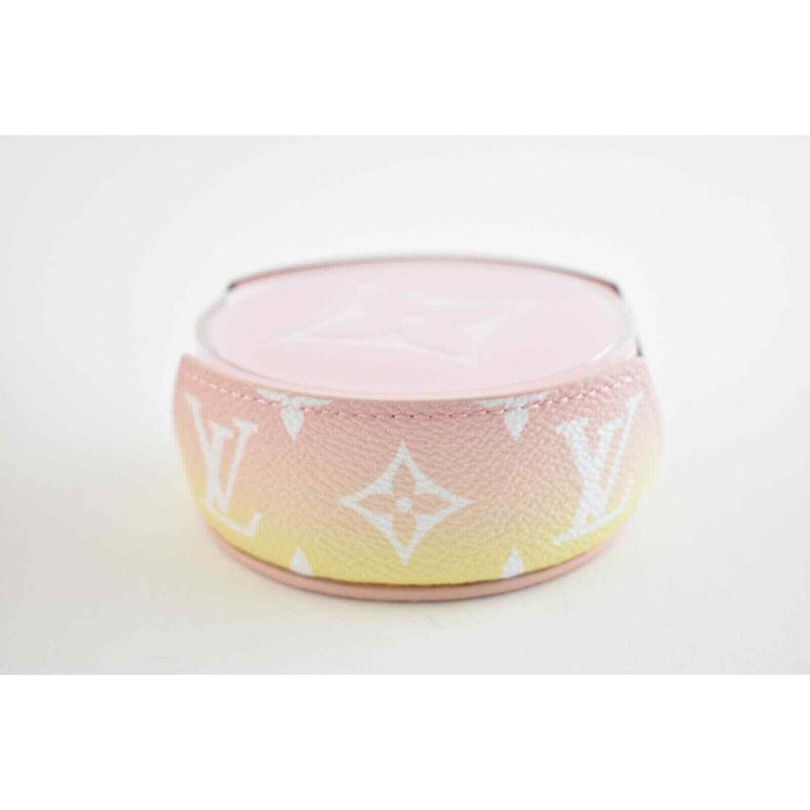 Louis Vuitton Louis Vuitton Coasters Logo LV Plexiglass Gradient GI0617 Size ONE SIZE - 4 Thumbnail