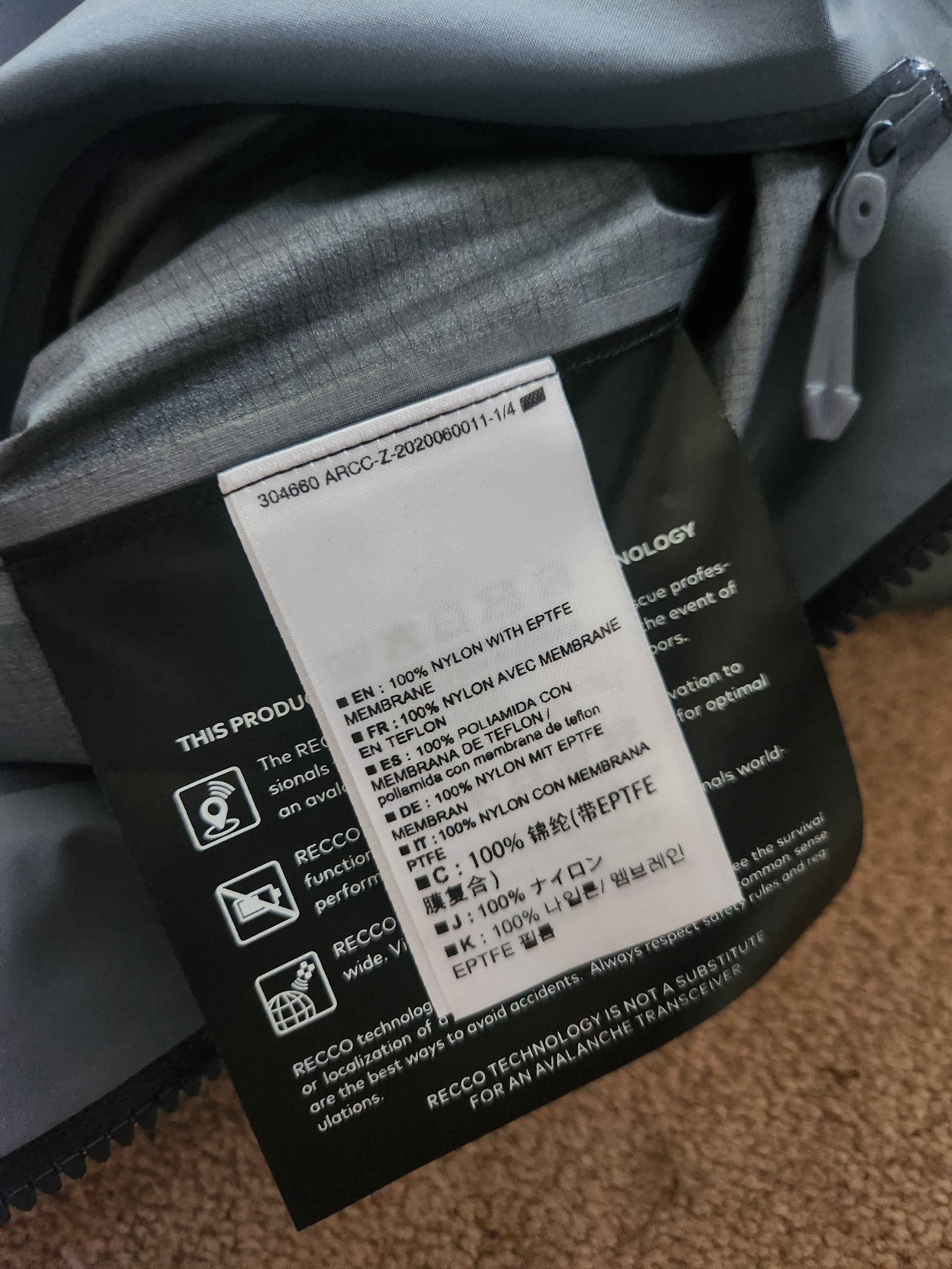 Arc'teryx Arc'teryx Beta SV GORE-TEX Shell Jacket Size US L / EU 52-54 / 3 - 7 Thumbnail