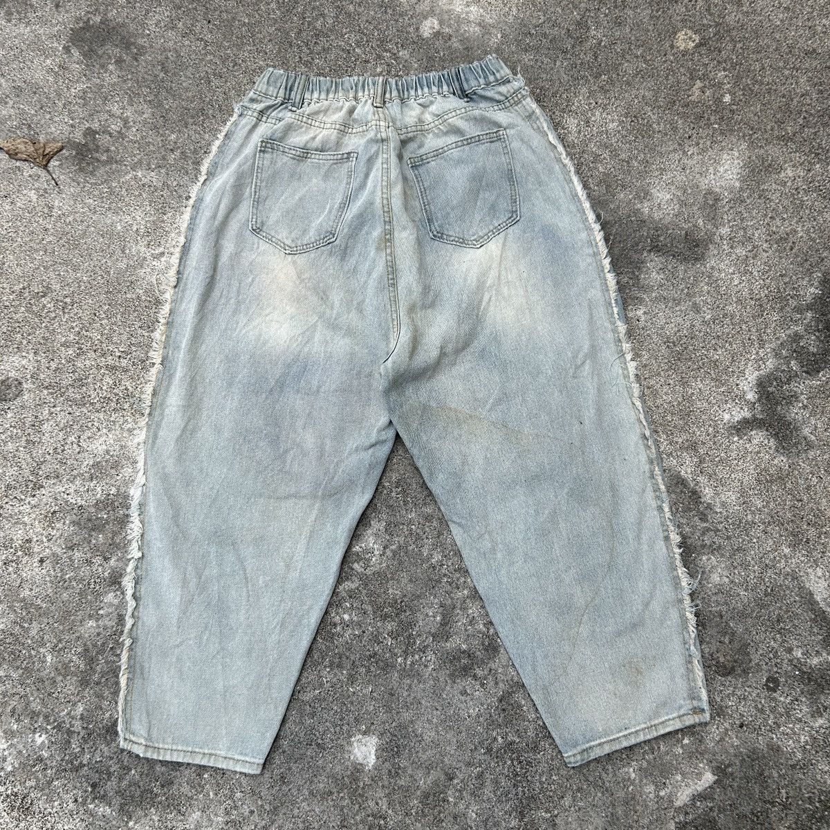 Japanese Brand × Vintage Loose Jeans Patchwork Paint Style Size US 27 - 9 Thumbnail