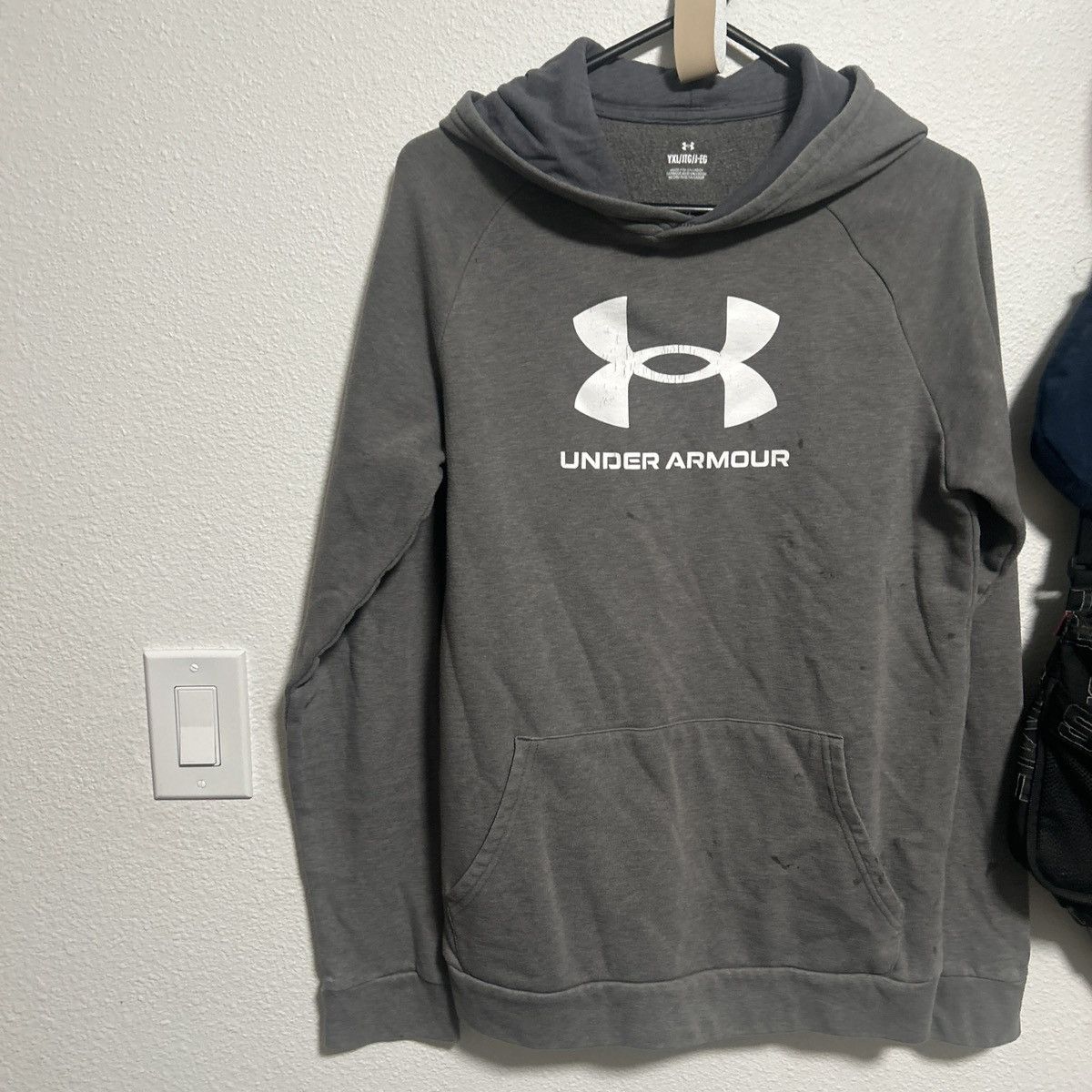 Under Armour Under armour boys grey sports hoodie size yxl Size US L / EU 52-54 / 3 - 1 Thumbnail
