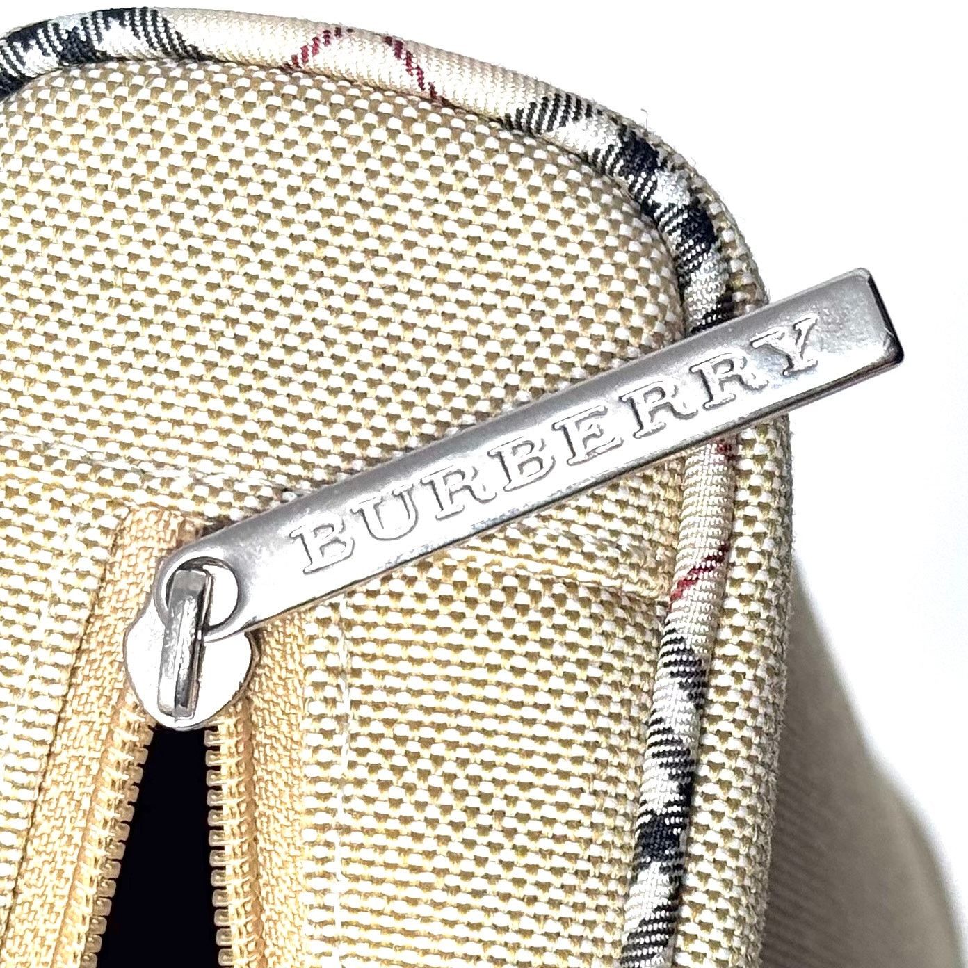 Burberry Burberry Zipper Pouch Size ONE SIZE - 2 Thumbnail