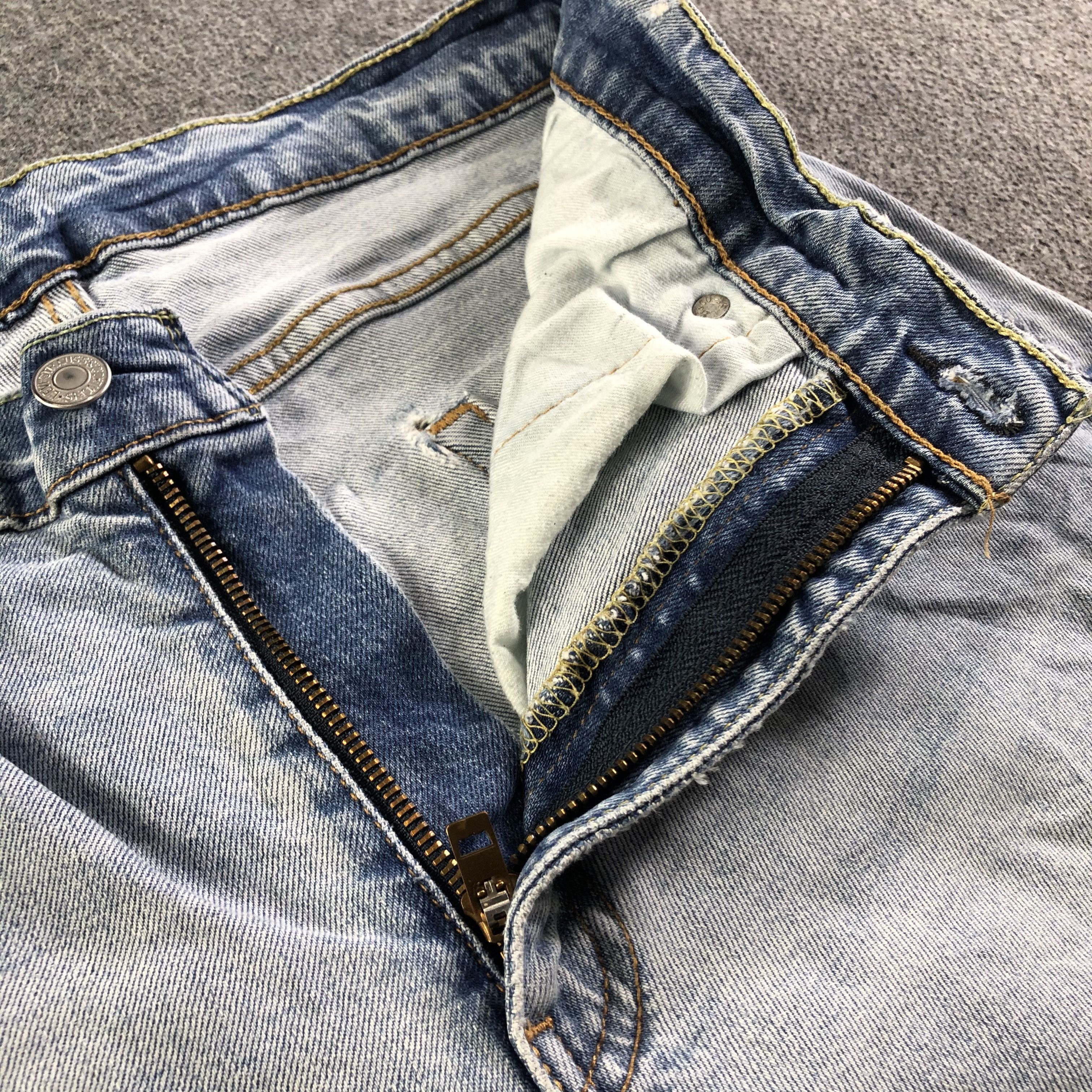Levi's Vintage Light Wash Levis 511 Jeans-J4445 Size US 32 / EU 48 - 9 Thumbnail