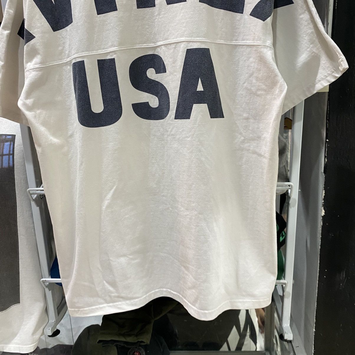 Avirex × Vintage Vintage AVIREX USA Military American Style T-Shirts Size US XL / EU 56 / 4 - 4 Thumbnail